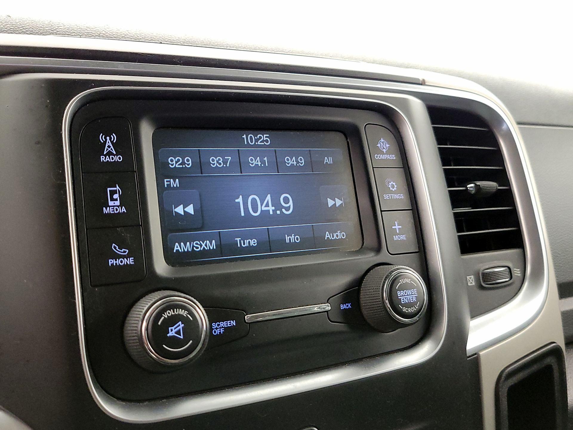 Thumbnail: 2020 RAM 1500 Classic - 15