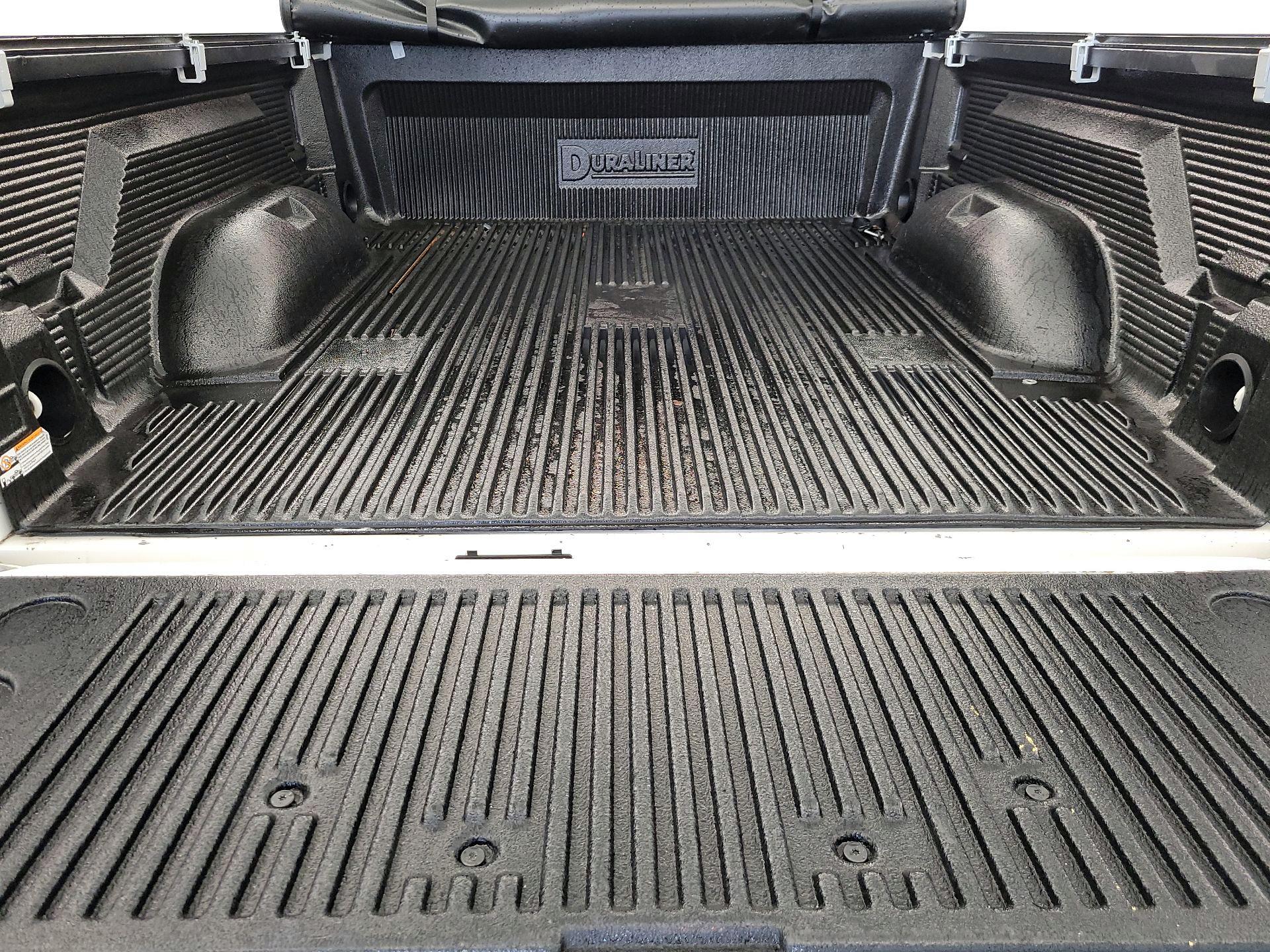 Thumbnail: 2020 RAM 1500 Classic - 20