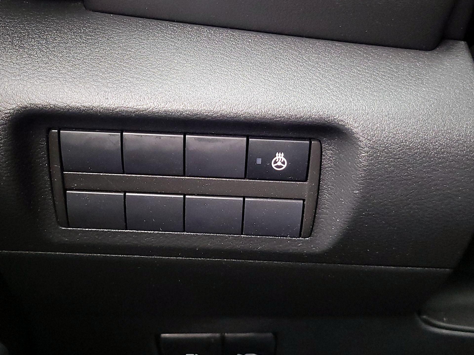 Thumbnail: 2021 Nissan Kicks - 13