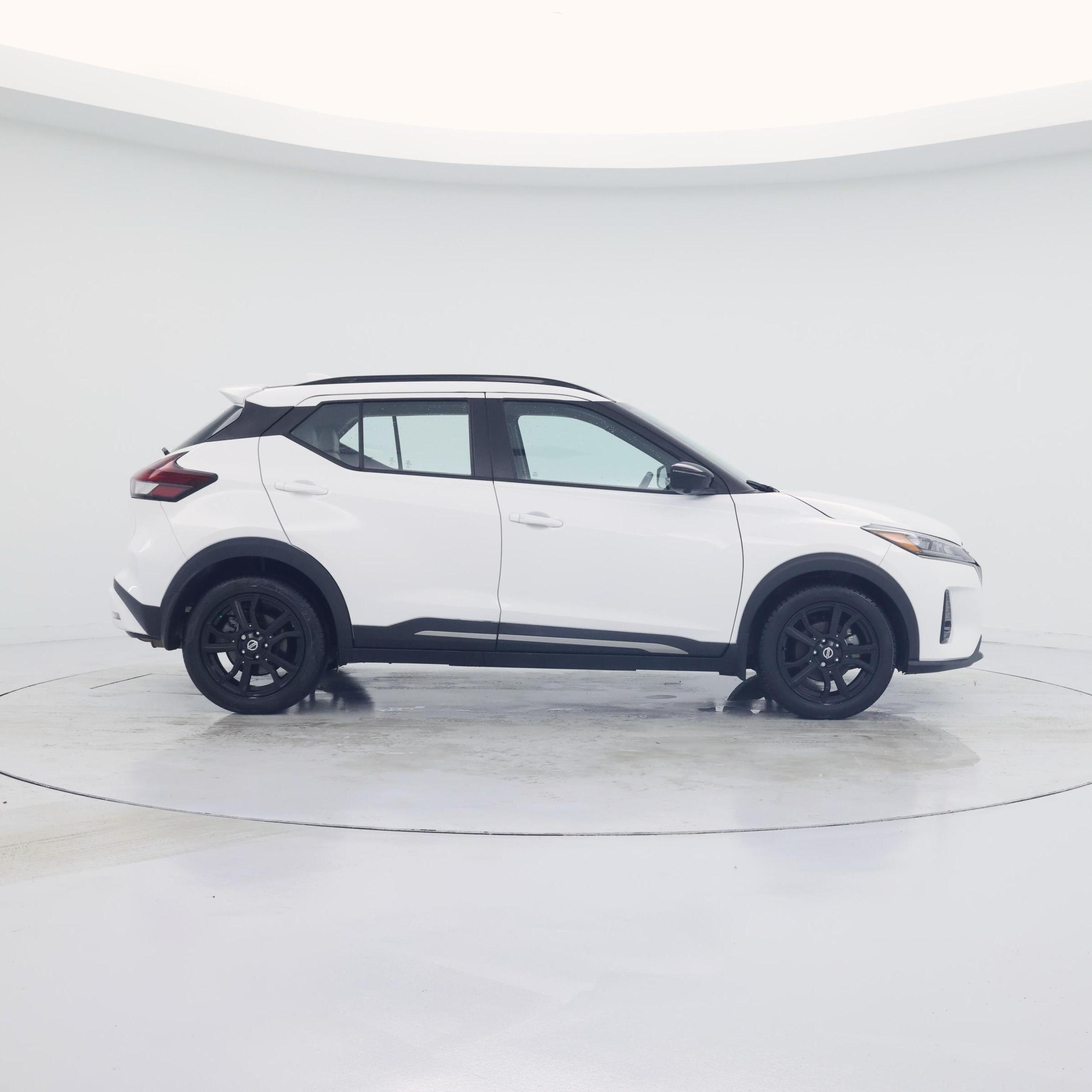 Thumbnail: 2021 Nissan Kicks - 7
