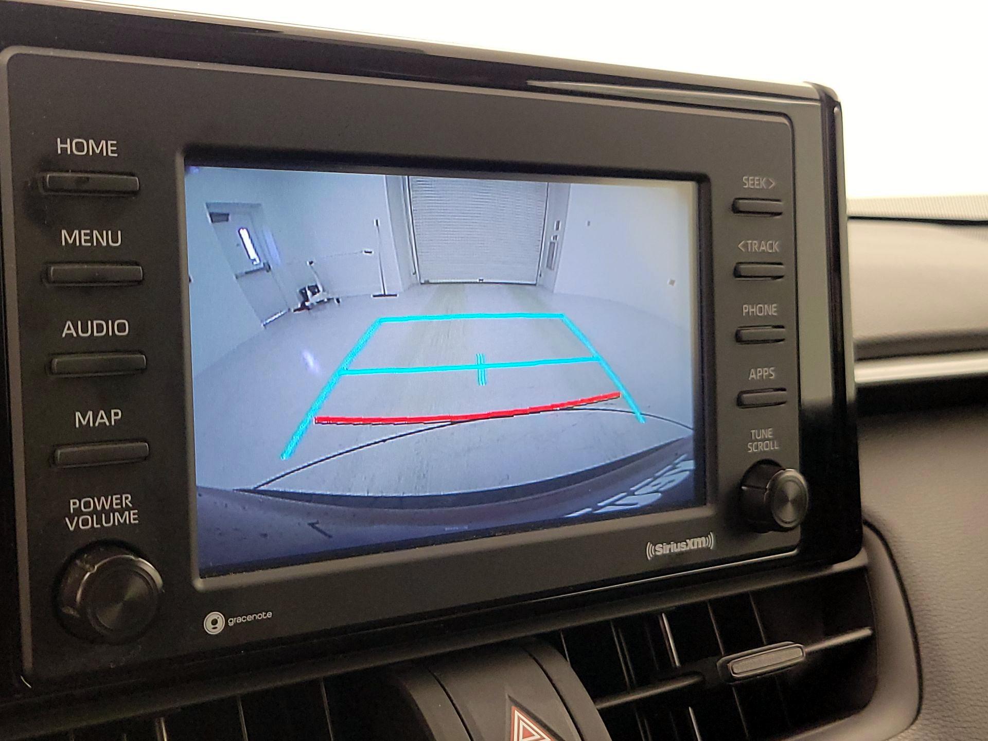 Thumbnail: 2022 Toyota RAV4 - 14