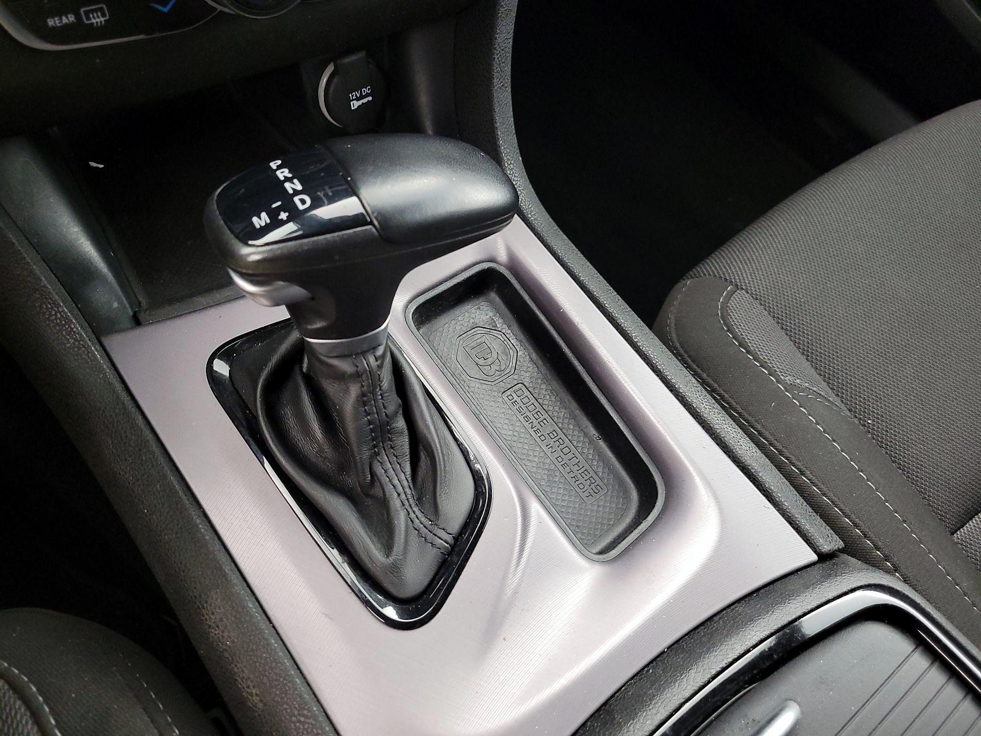 Thumbnail: 2022 Dodge Charger - 18