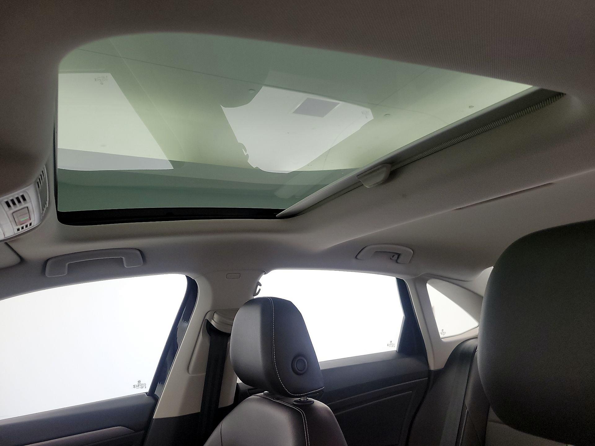 Thumbnail: 2023 Volkswagen Jetta - 19