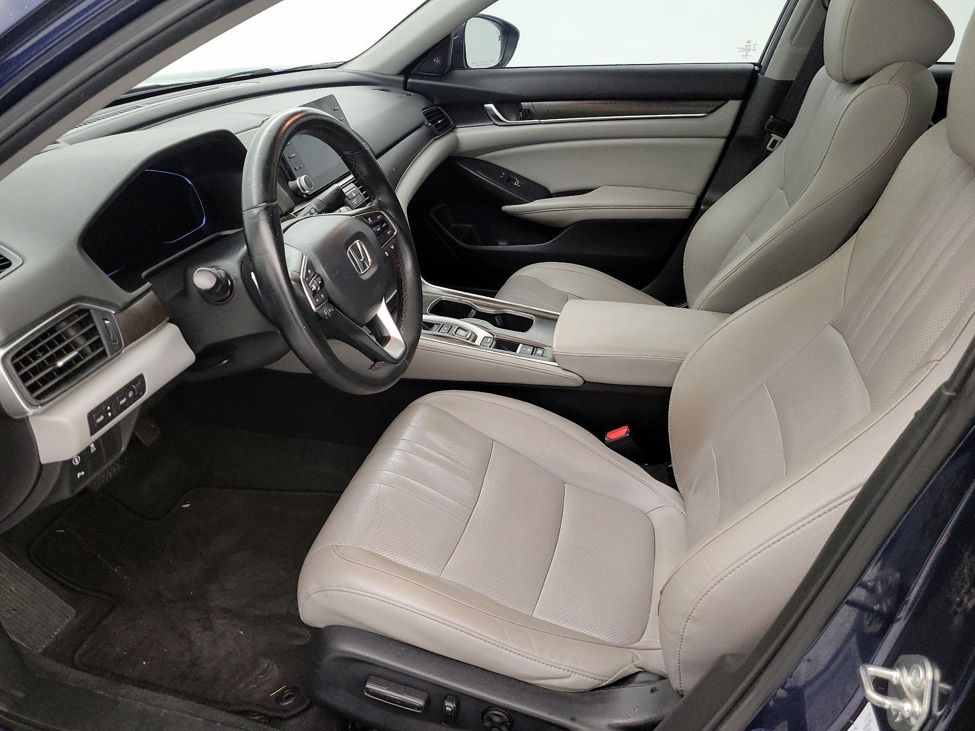 Thumbnail: 2019 Honda Accord - 11