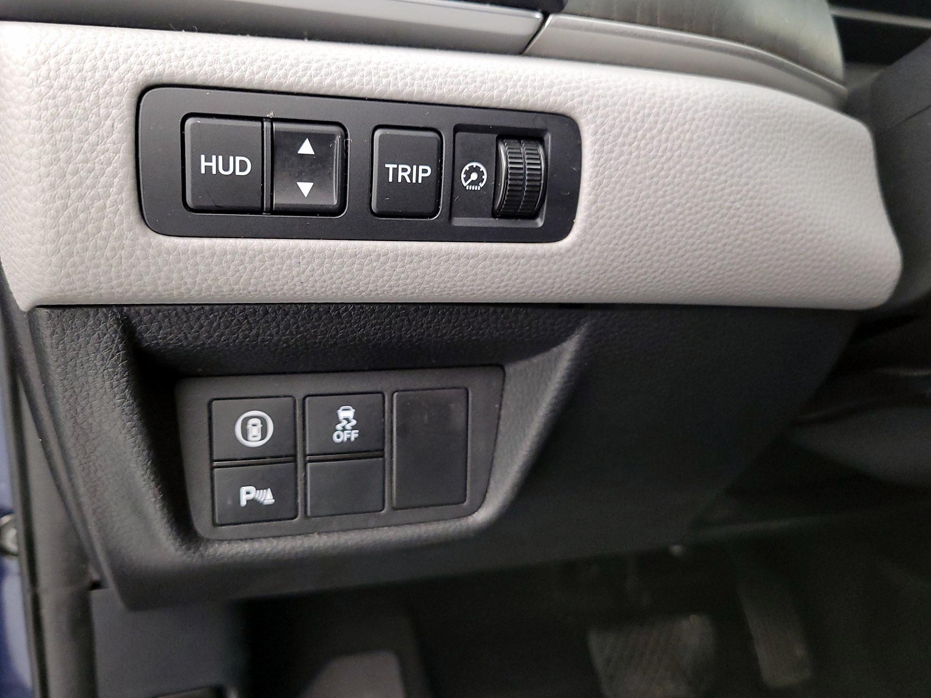 Thumbnail: 2019 Honda Accord - 13