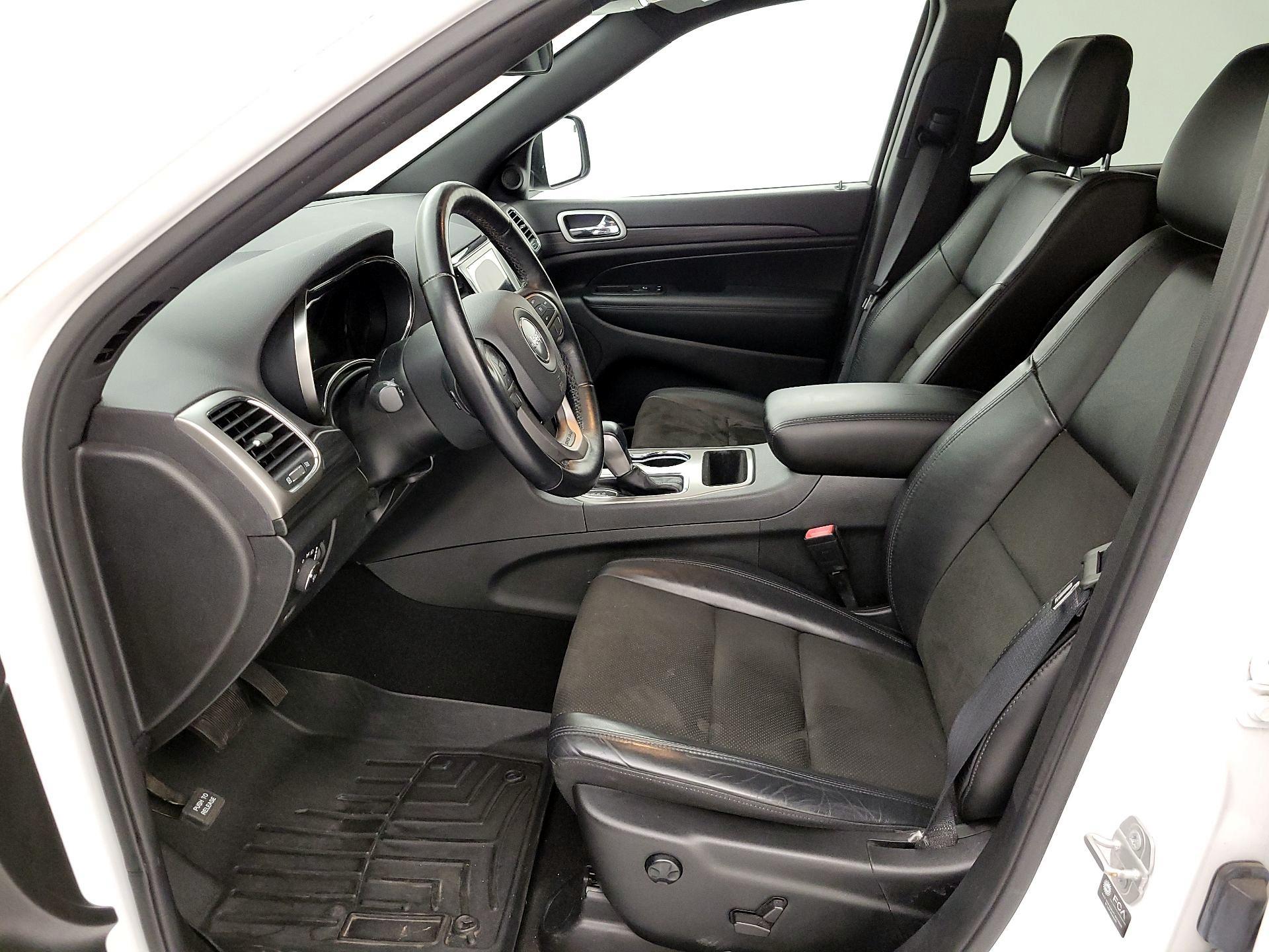 Thumbnail: 2021 Jeep Grand Cherokee - 11