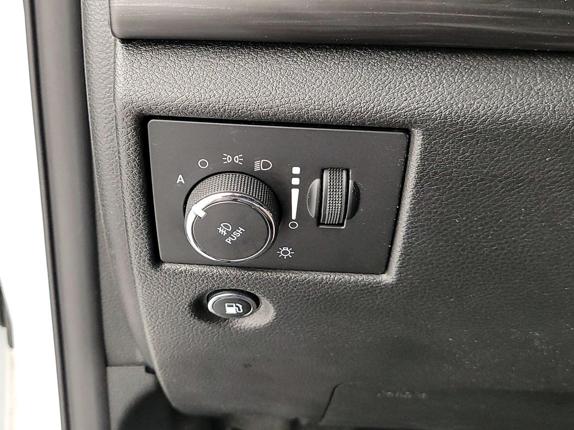 Thumbnail: 2021 Jeep Grand Cherokee - 13