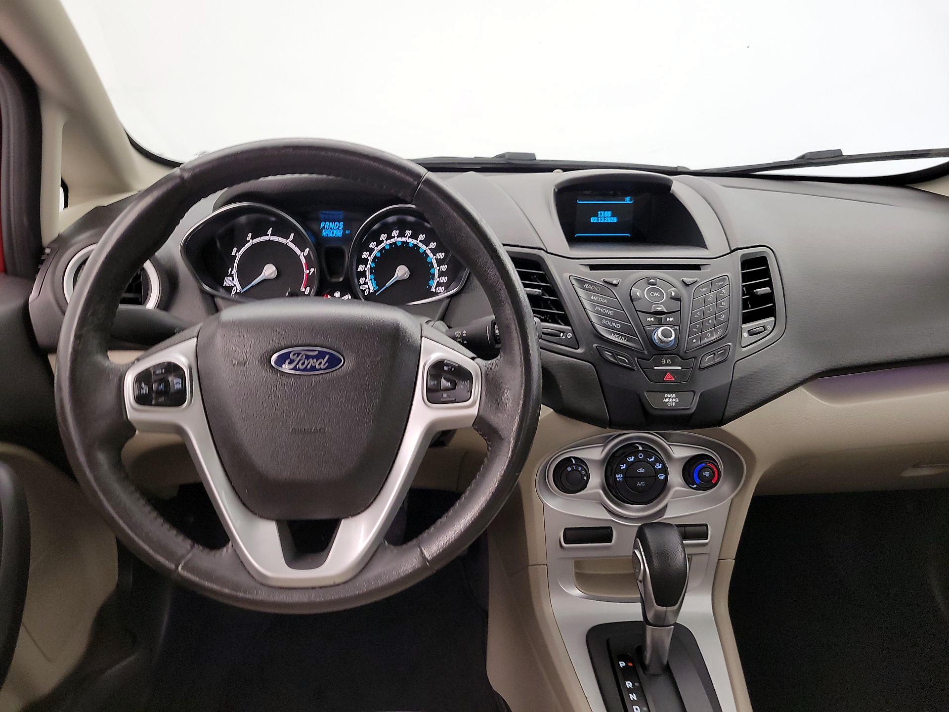 Thumbnail: 2016 Ford Fiesta - 10