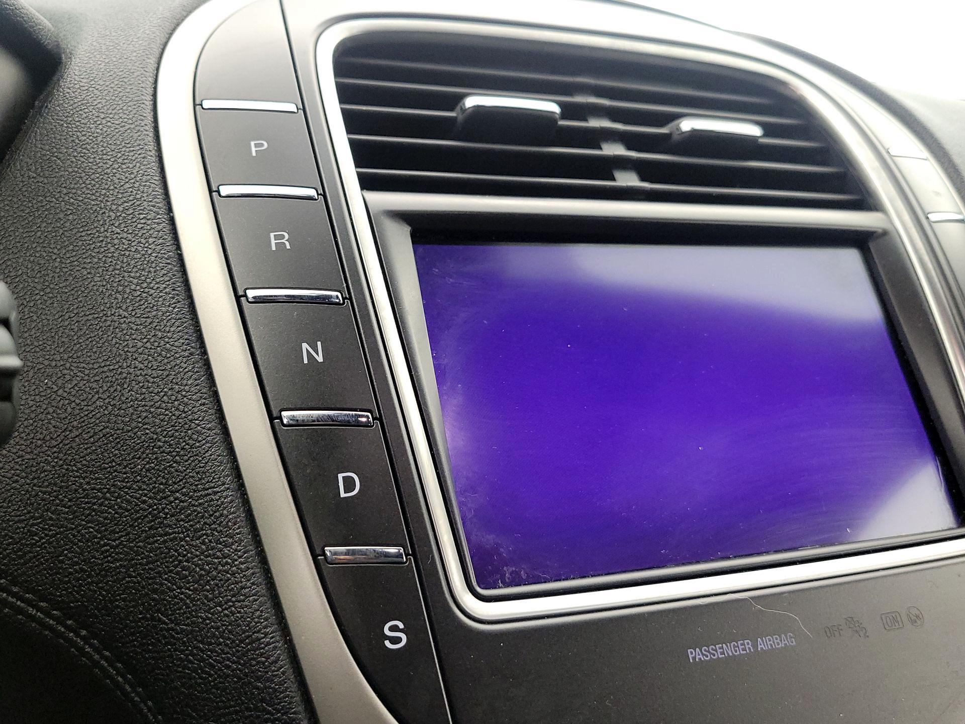 Thumbnail: 2020 Lincoln Nautilus - 18