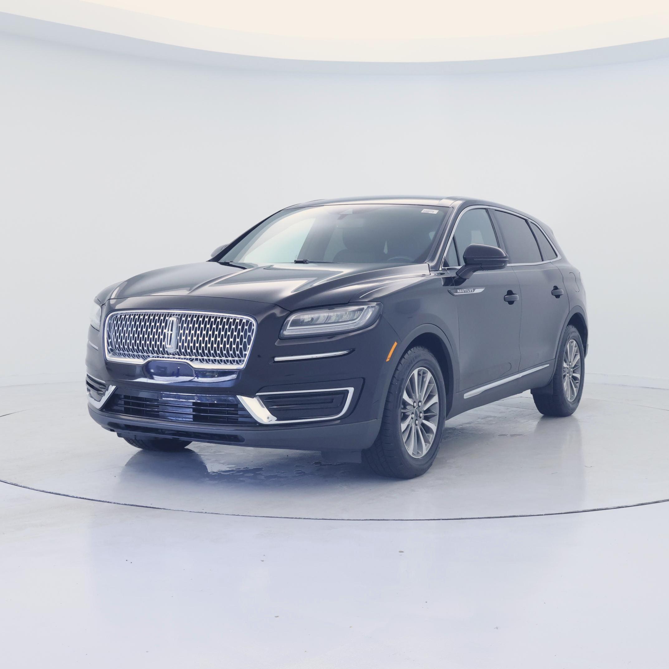 Thumbnail: 2020 Lincoln Nautilus - 4