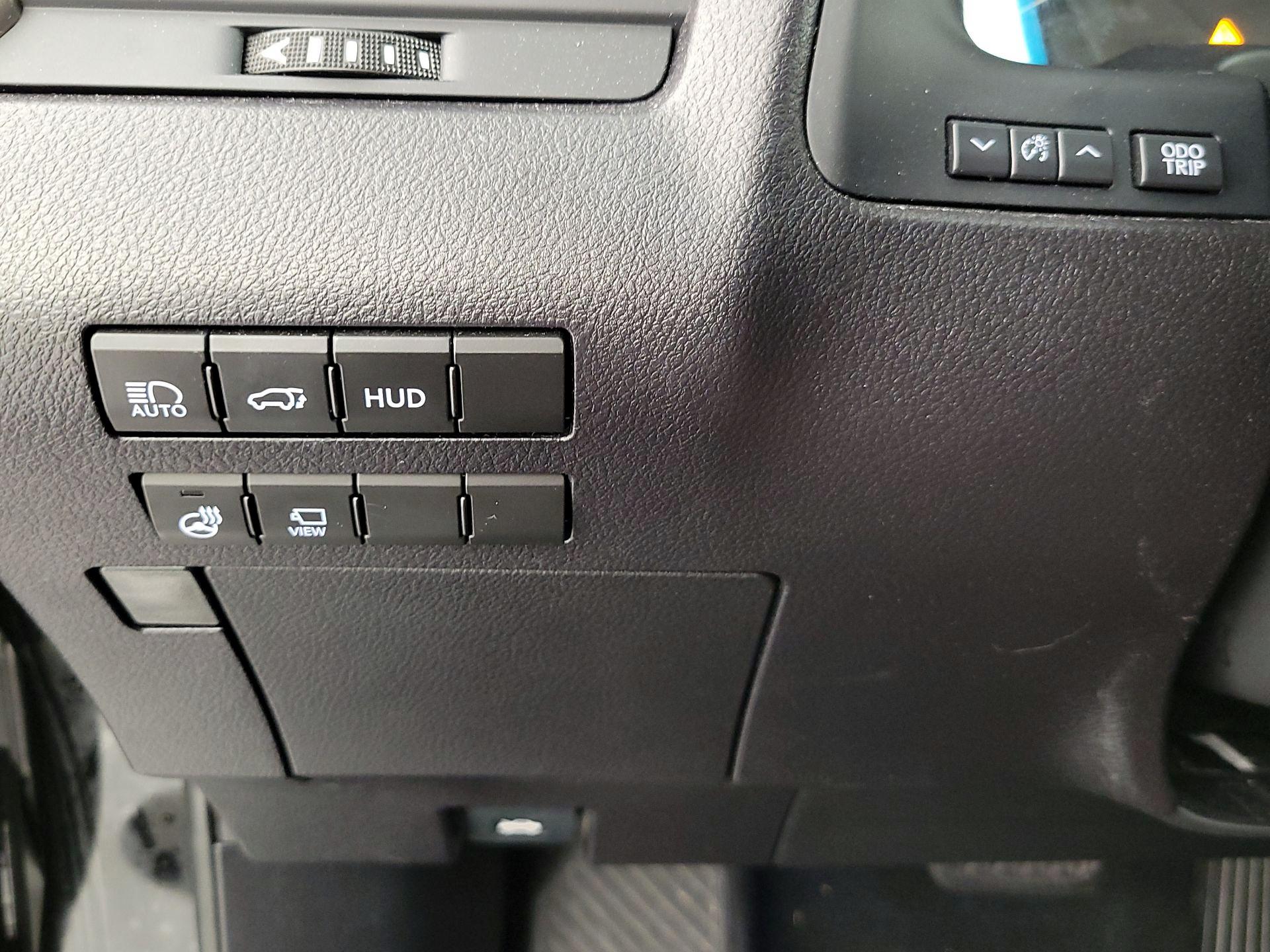 Thumbnail: 2017 Lexus RX - 13