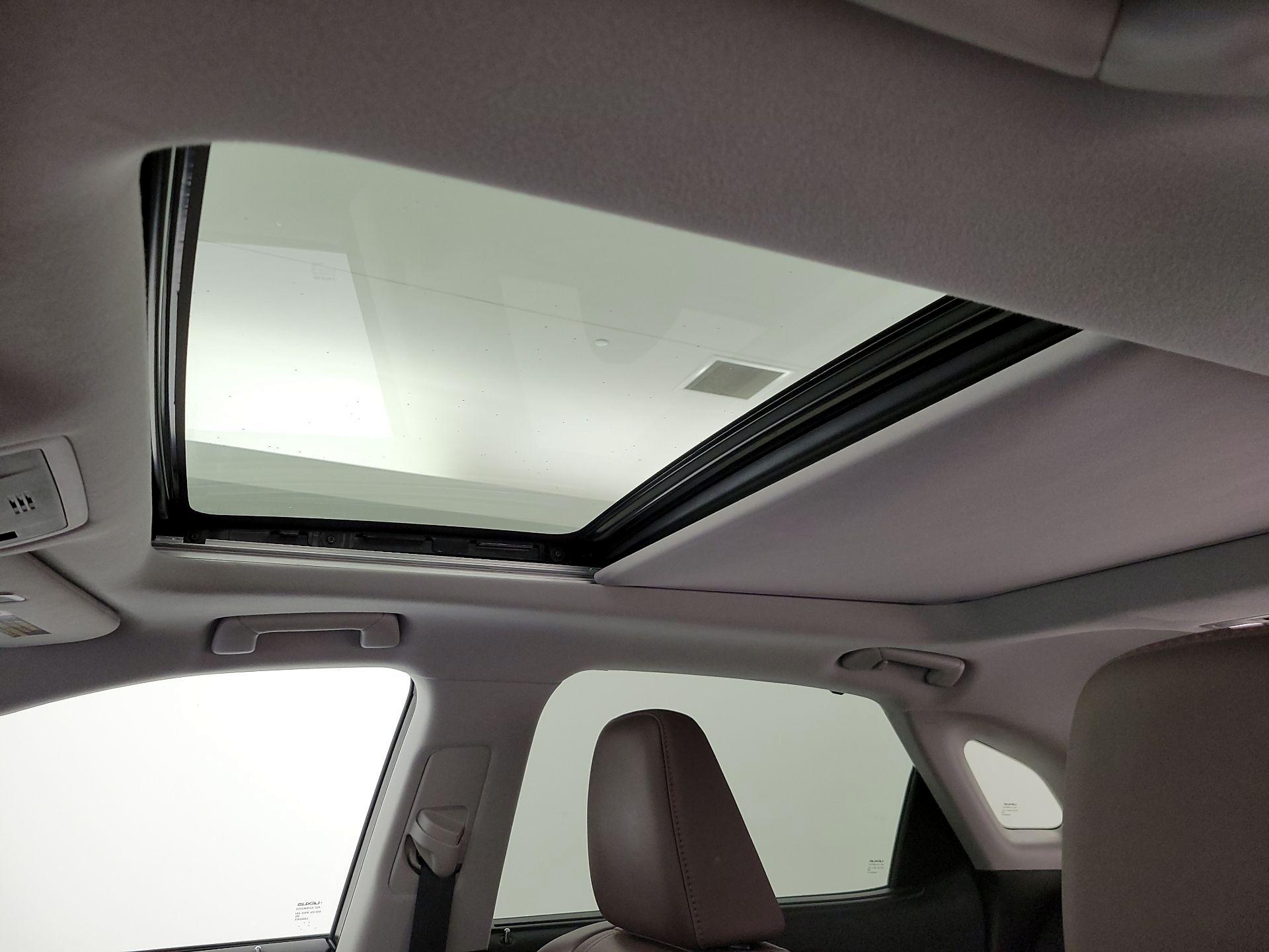 Thumbnail: 2017 Lexus RX - 20