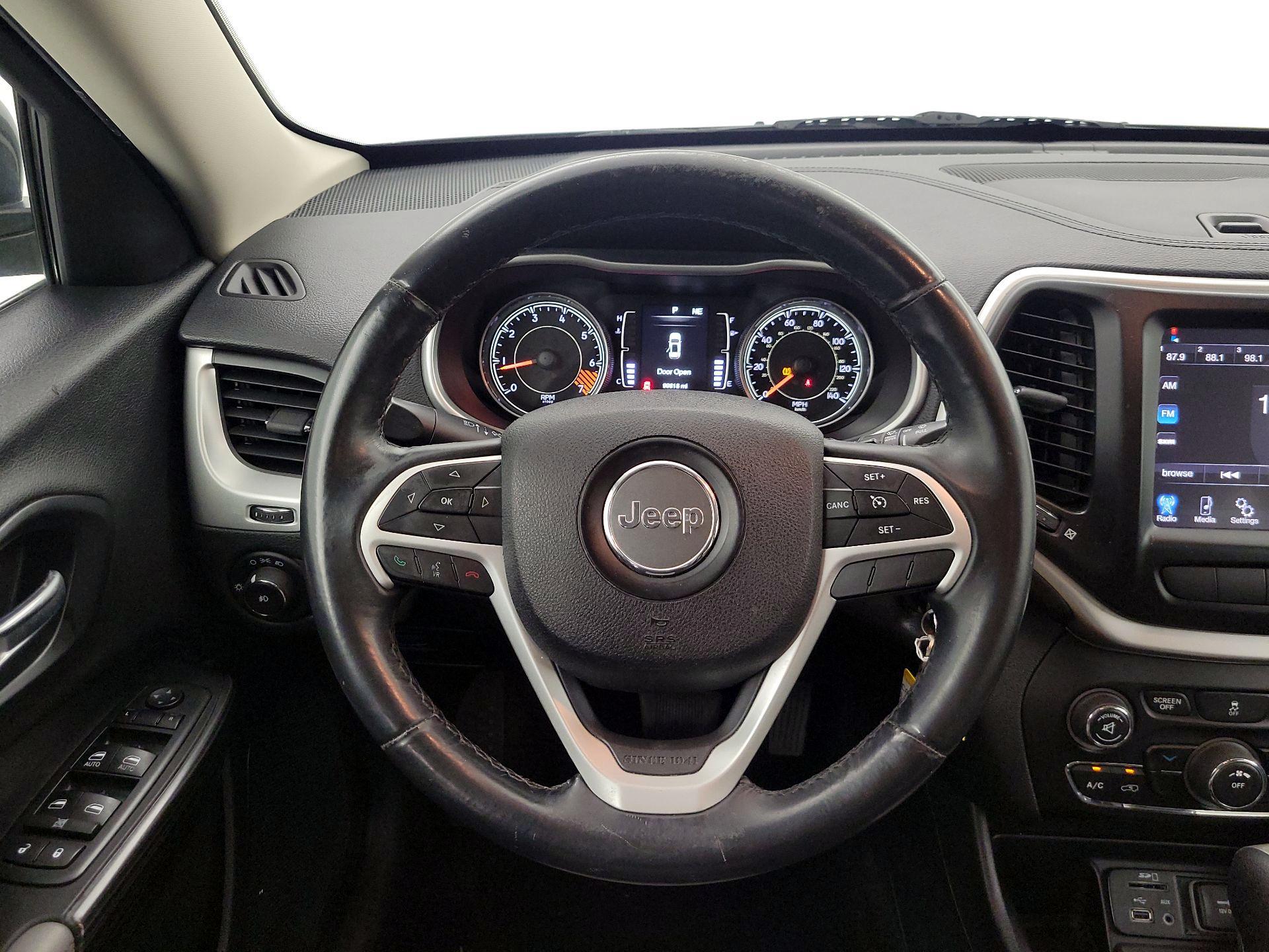 Thumbnail: 2014 Jeep Cherokee - 10