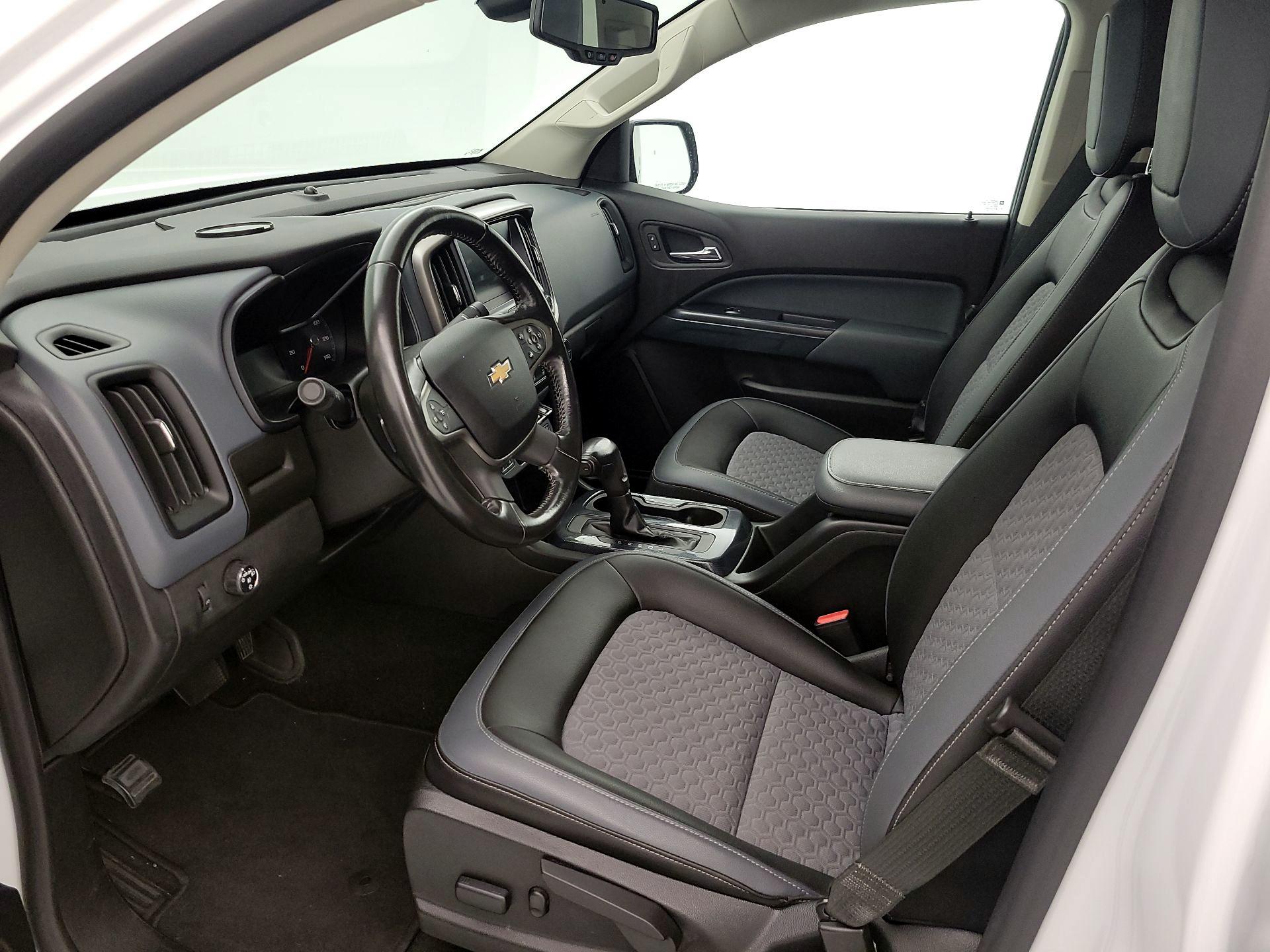 Thumbnail: 2018 Chevrolet Colorado - 11