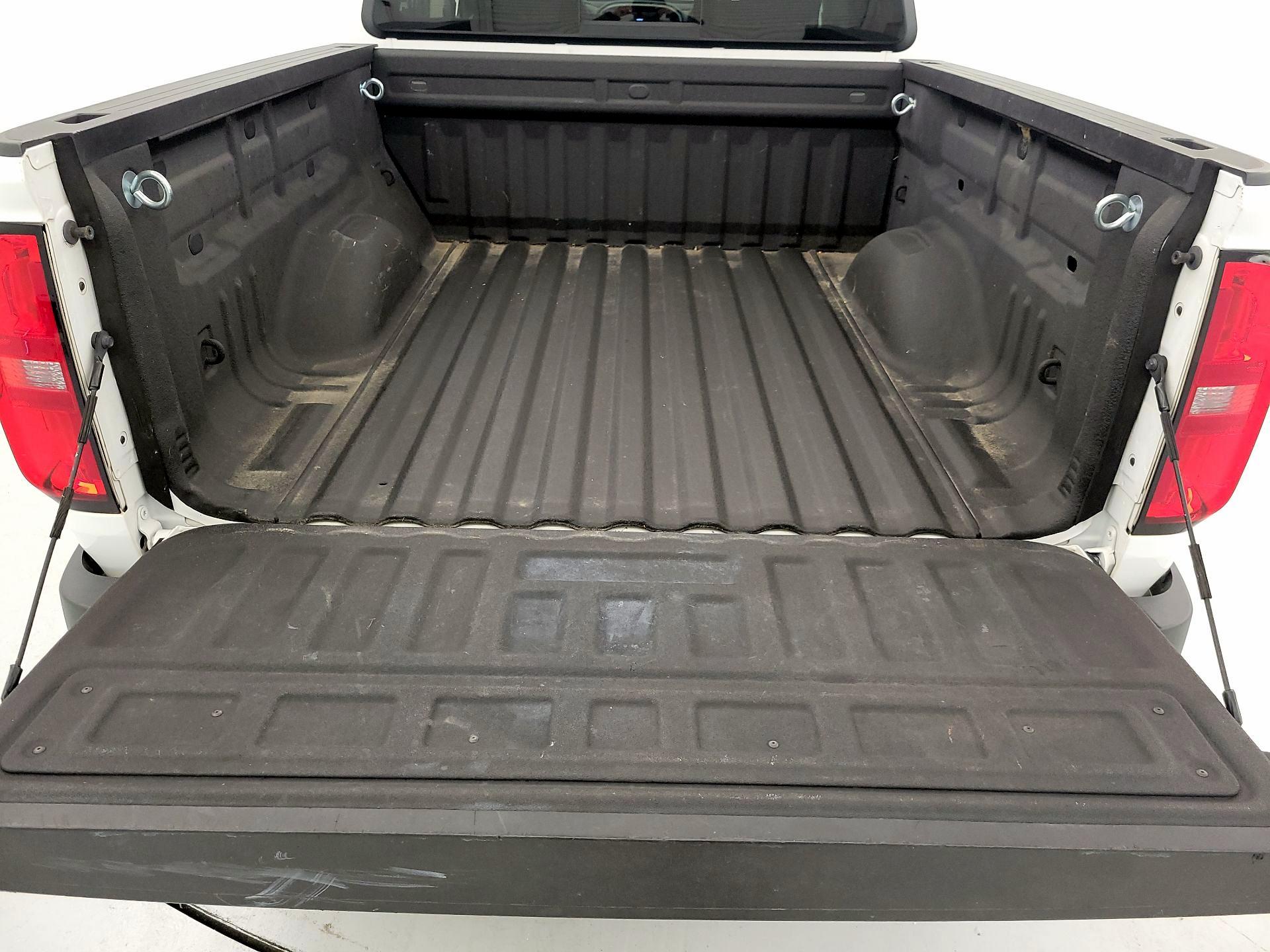 Thumbnail: 2018 Chevrolet Colorado - 20