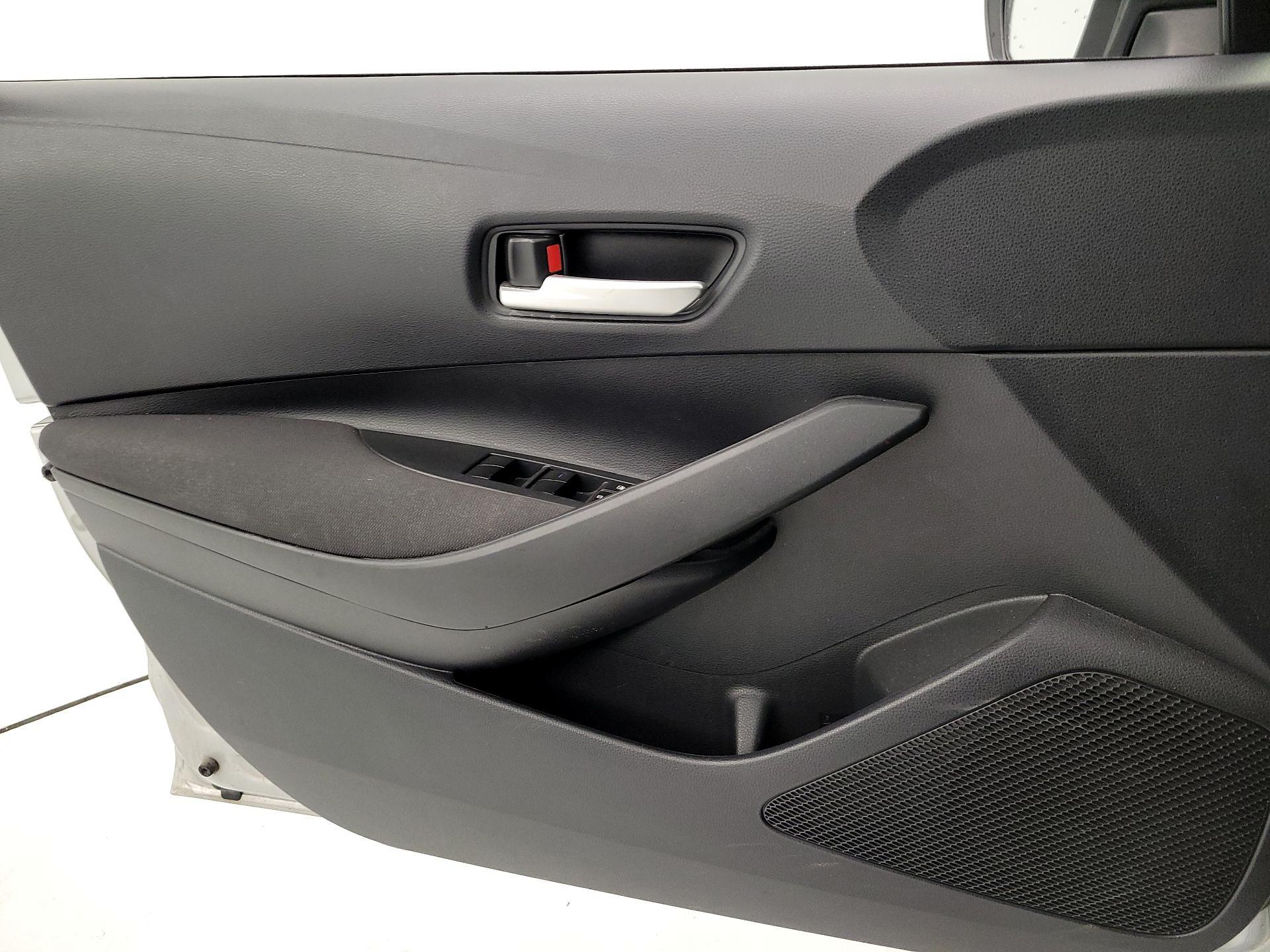 Thumbnail: 2021 Toyota Corolla - 12