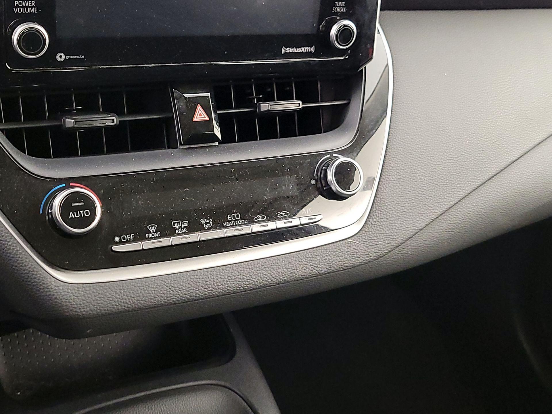 Thumbnail: 2021 Toyota Corolla - 16