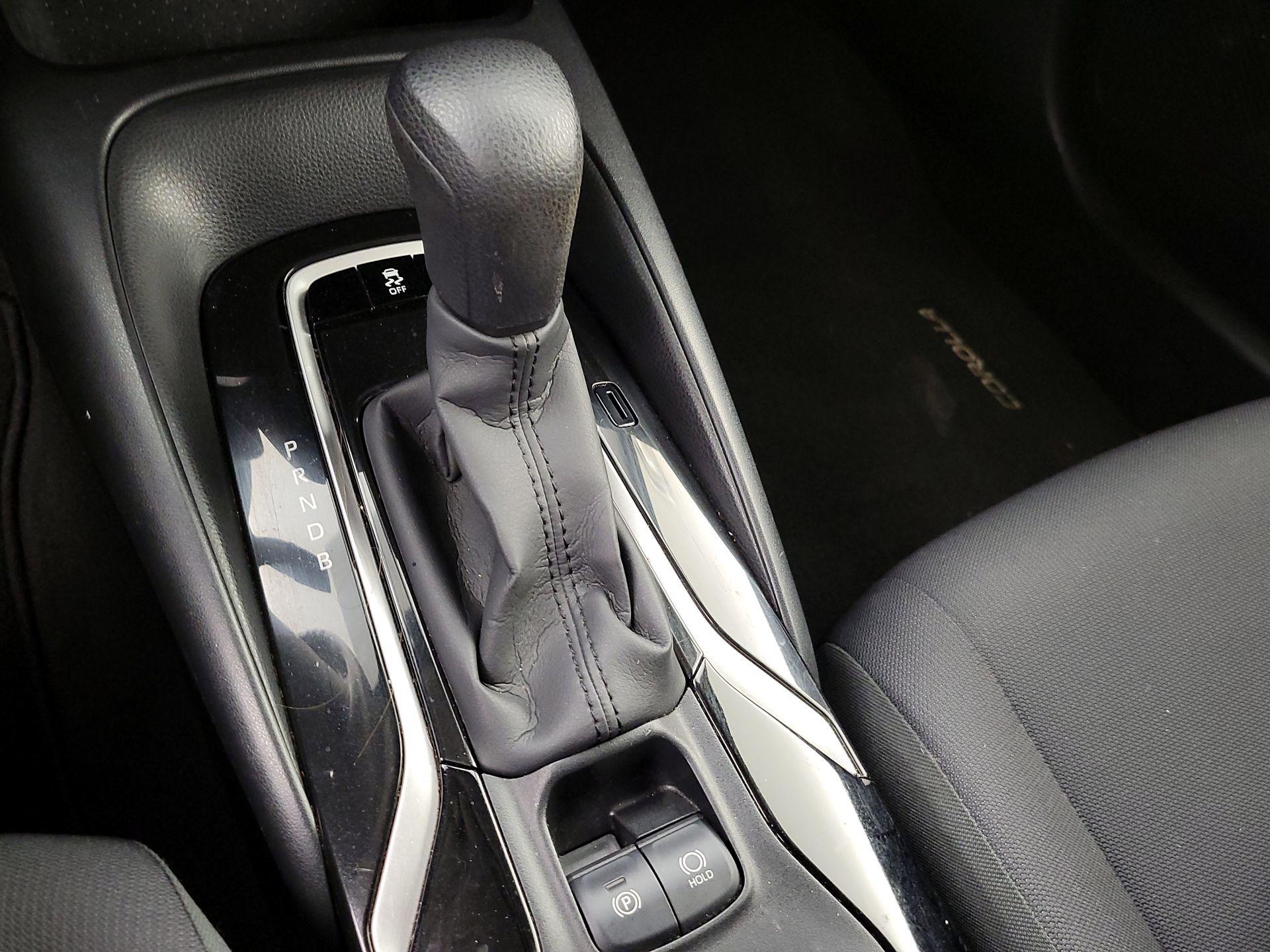 Thumbnail: 2021 Toyota Corolla - 17