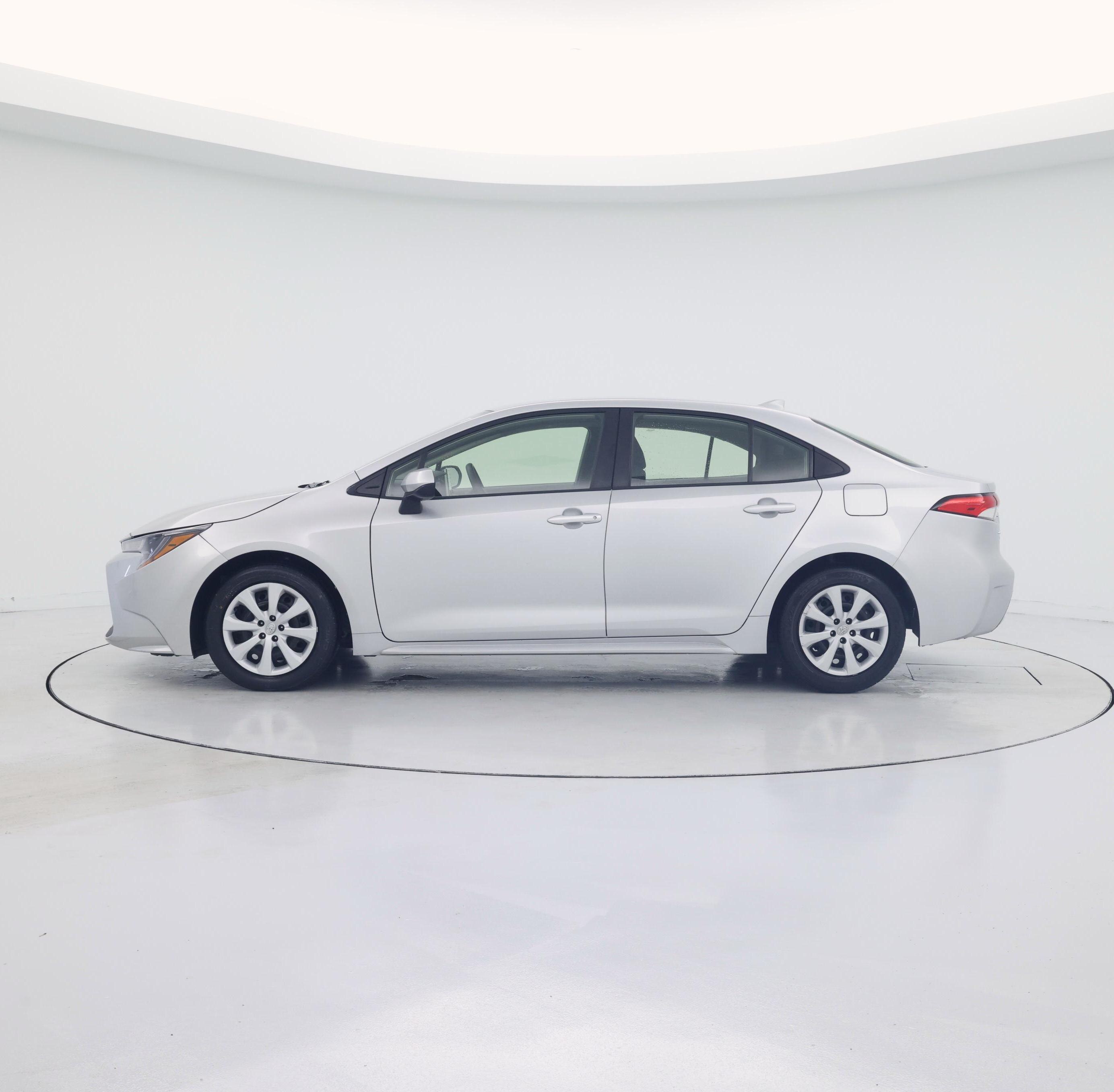 Thumbnail: 2021 Toyota Corolla - 3