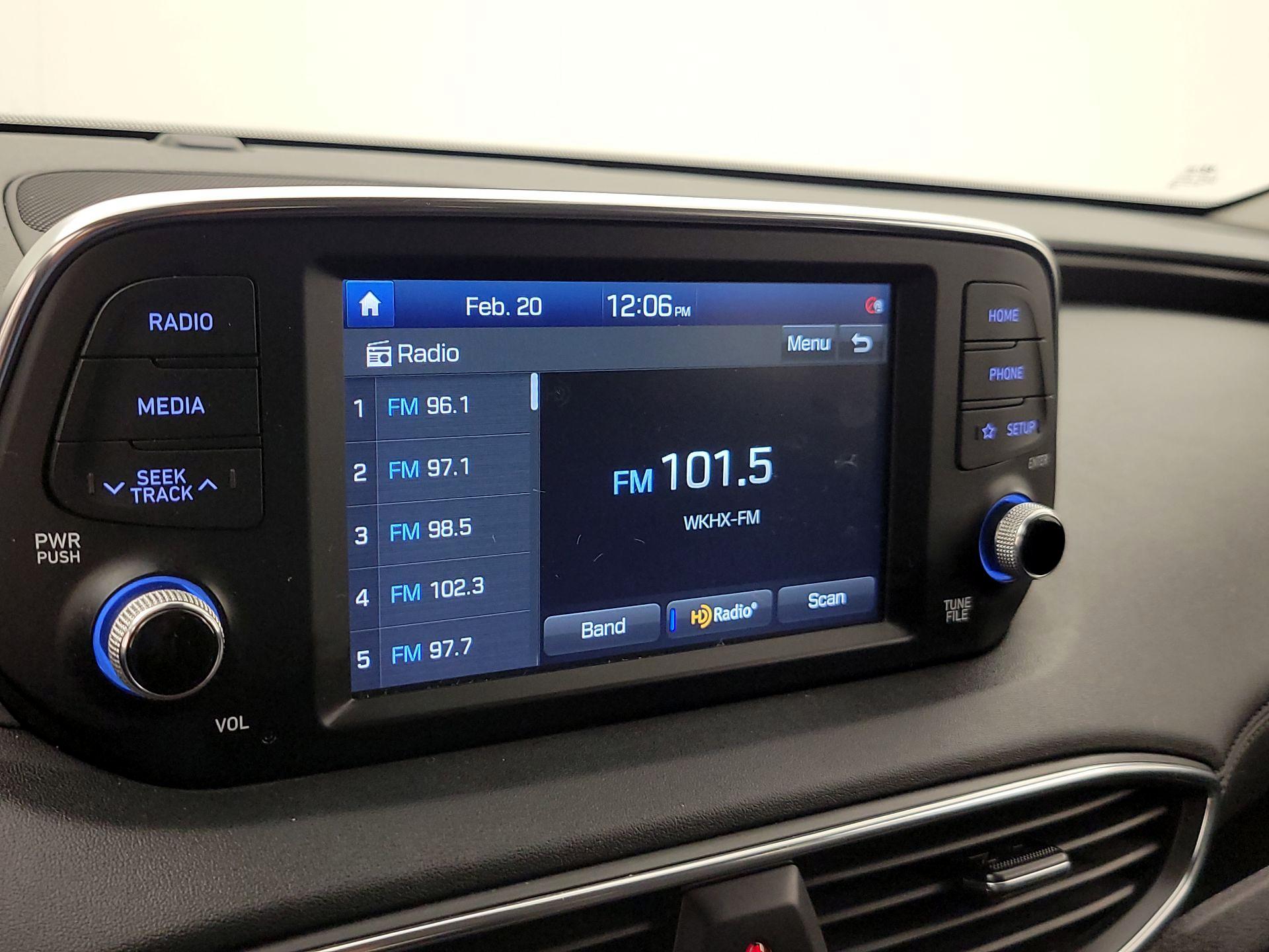 Thumbnail: 2020 Hyundai Santa Fe - 15