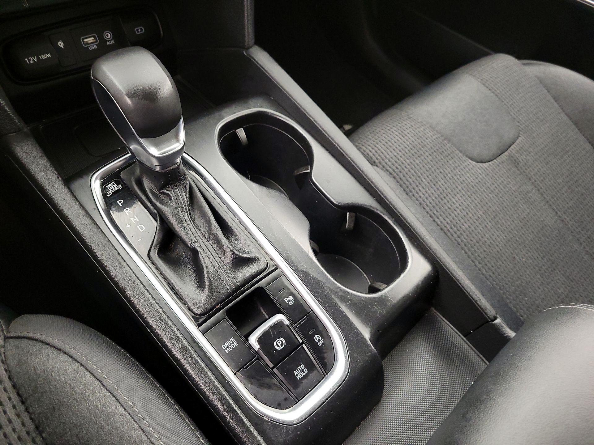 Thumbnail: 2020 Hyundai Santa Fe - 17