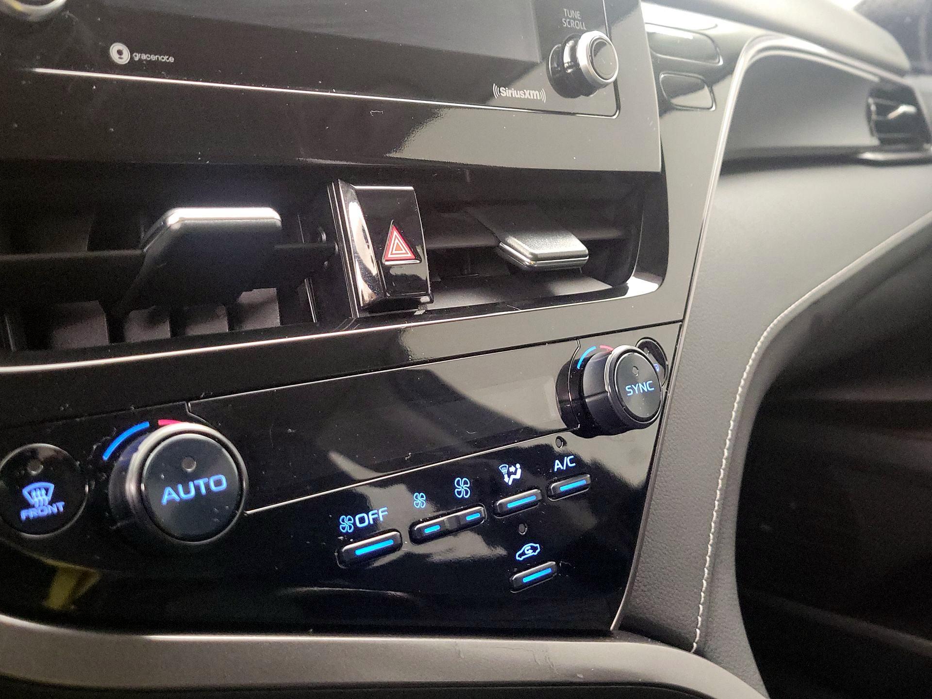 Thumbnail: 2024 Toyota Camry - 16