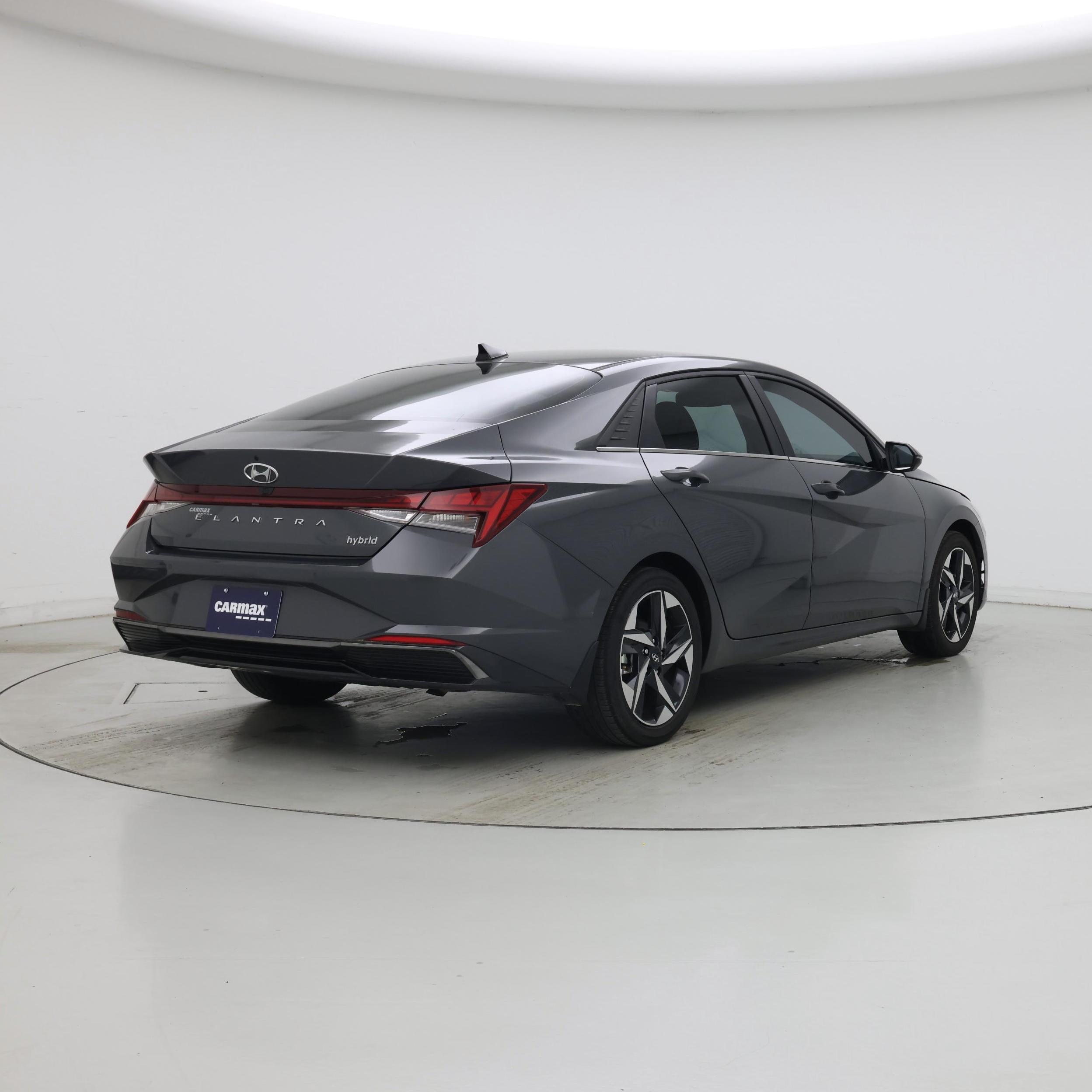 Thumbnail: 2023 Hyundai Elantra - 8