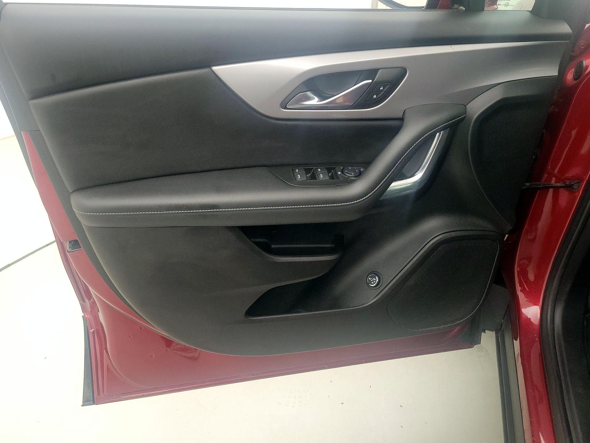 Thumbnail: 2023 Chevrolet Blazer - 12