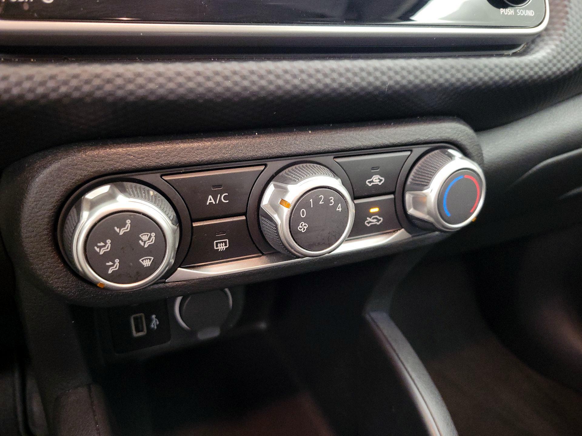 Thumbnail: 2024 Nissan Kicks - 16