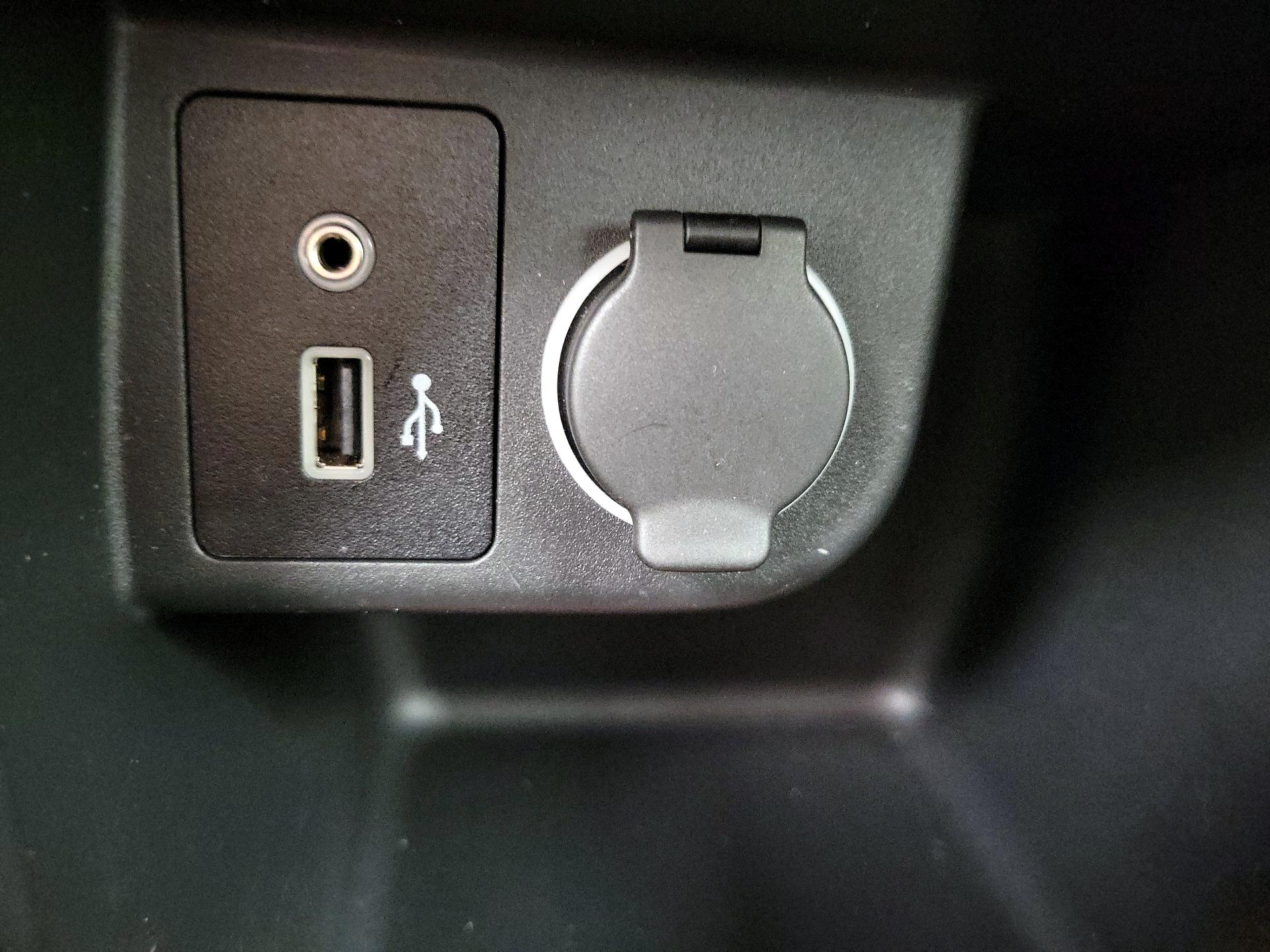 Thumbnail: 2024 Nissan Kicks - 18