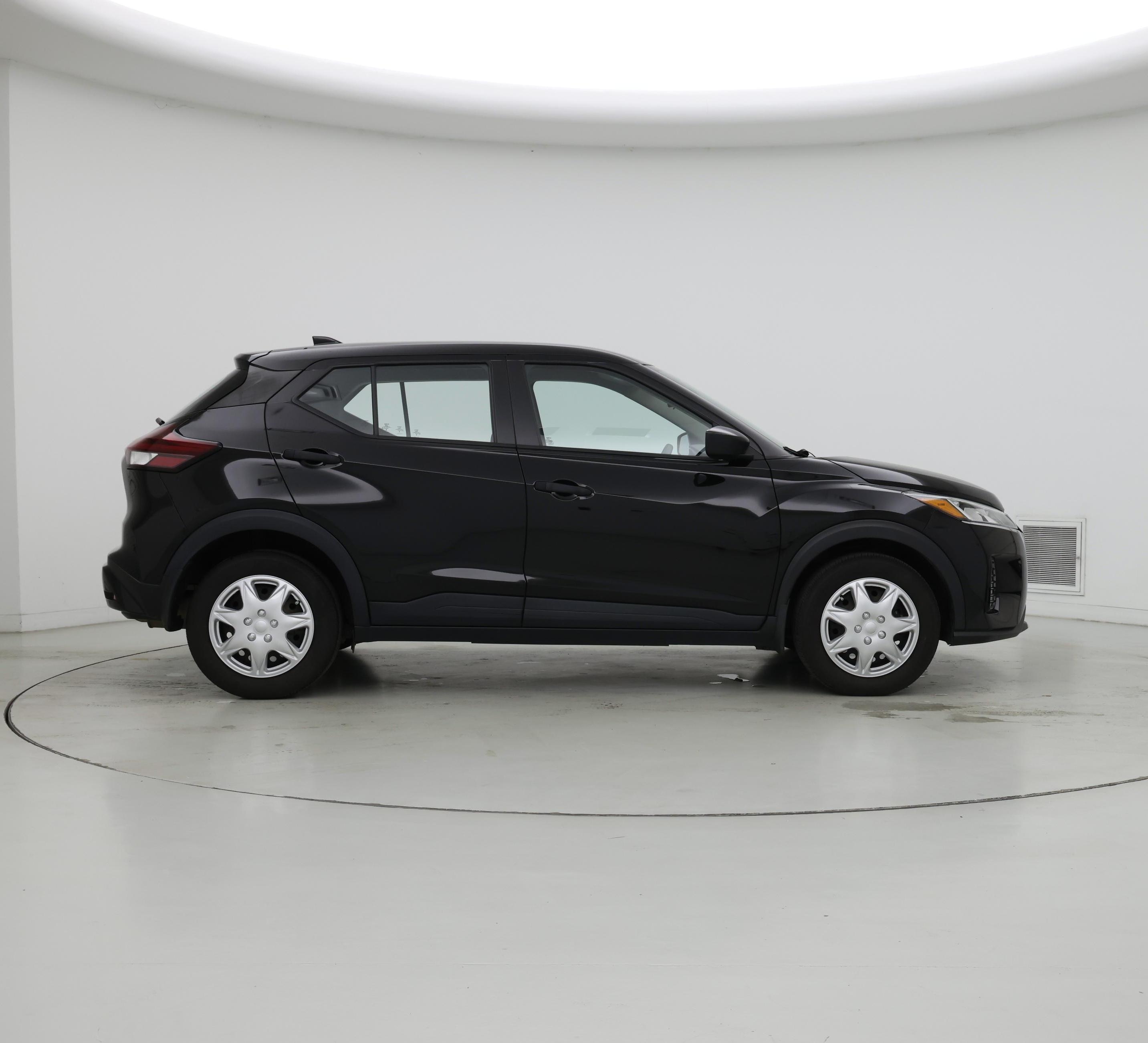 Thumbnail: 2024 Nissan Kicks - 7