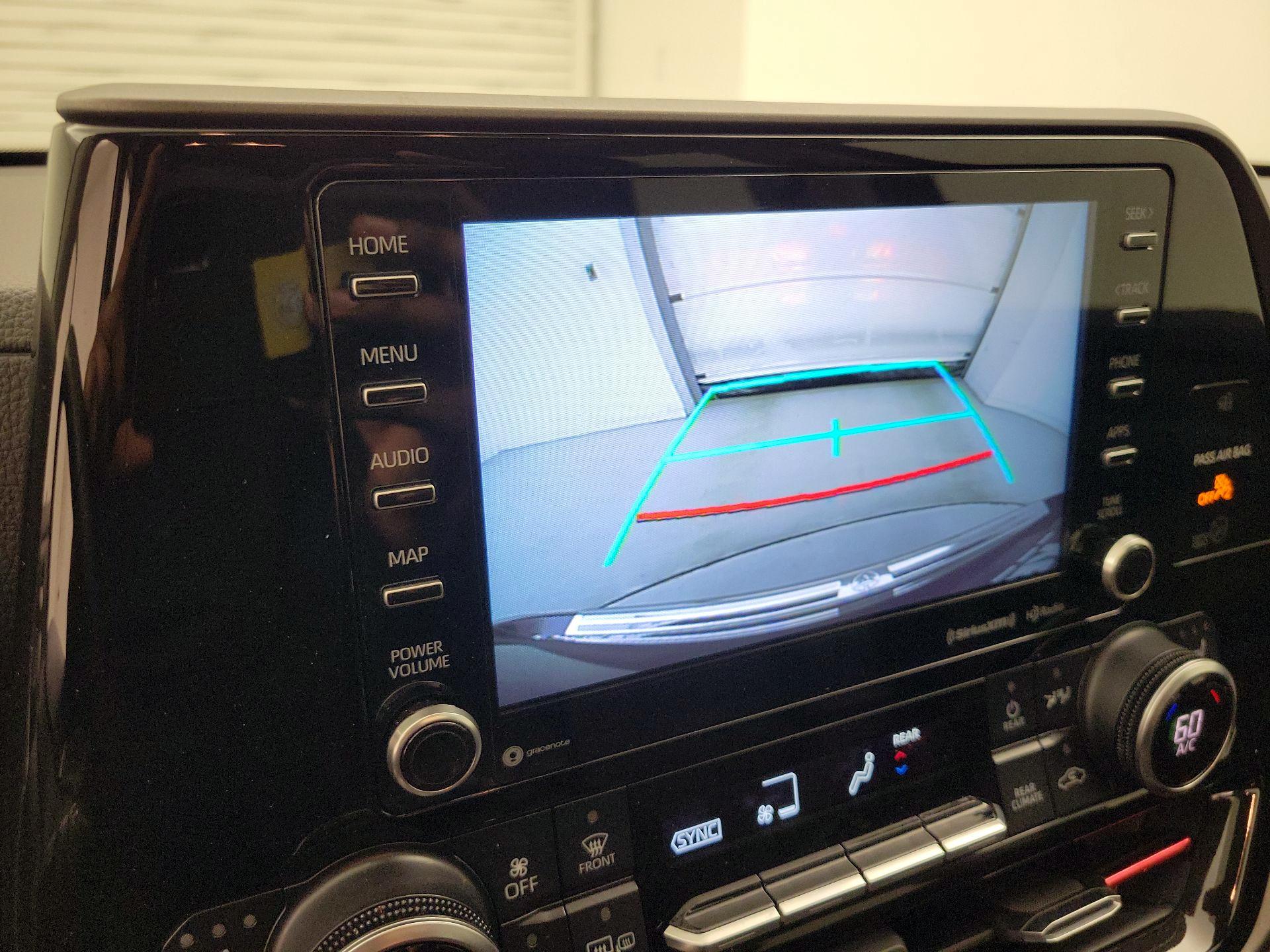 Thumbnail: 2022 Toyota Highlander - 14