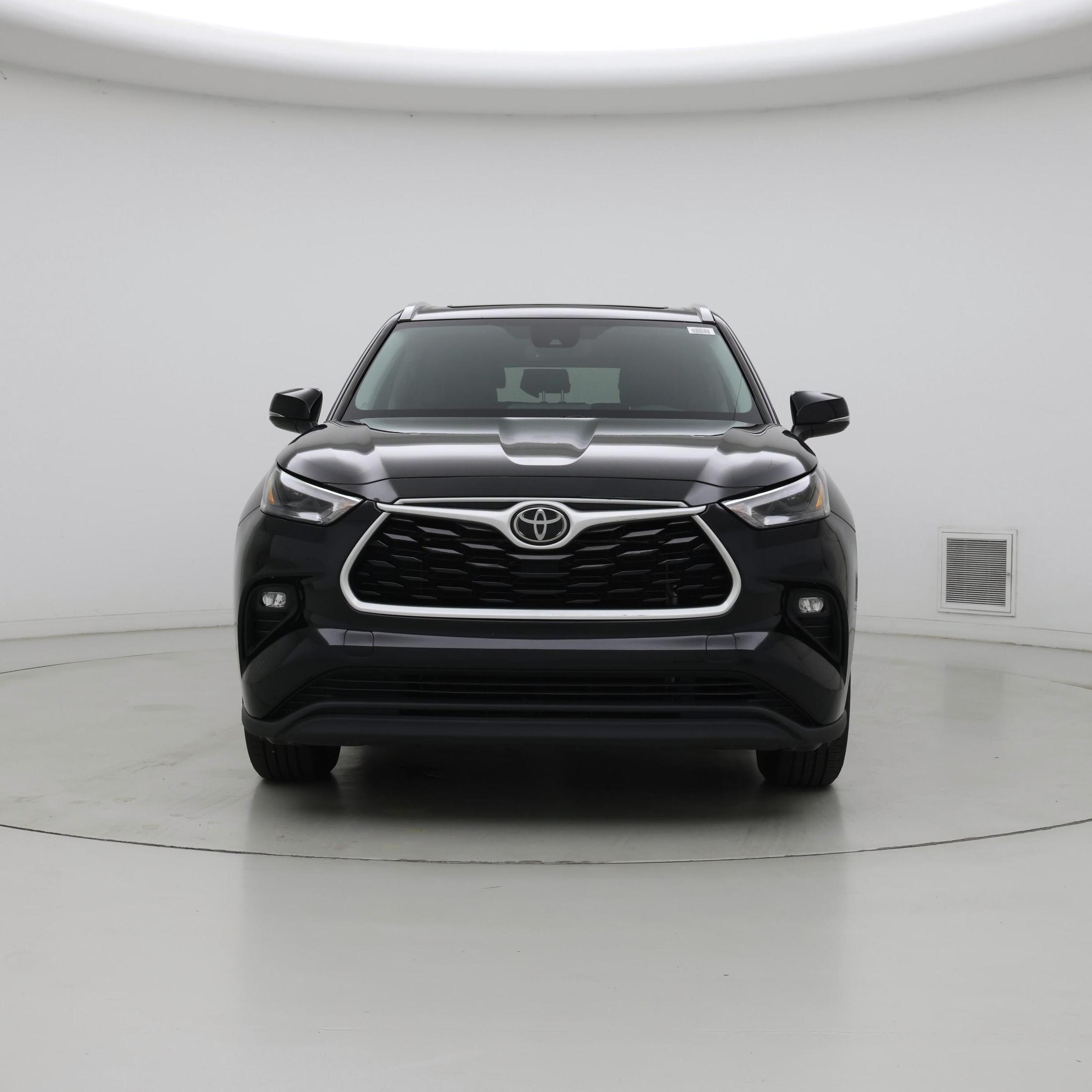 Thumbnail: 2022 Toyota Highlander - 5