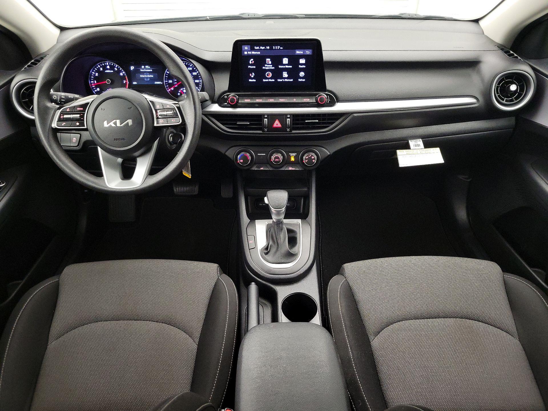 Thumbnail: 2024 Kia Forte - 9