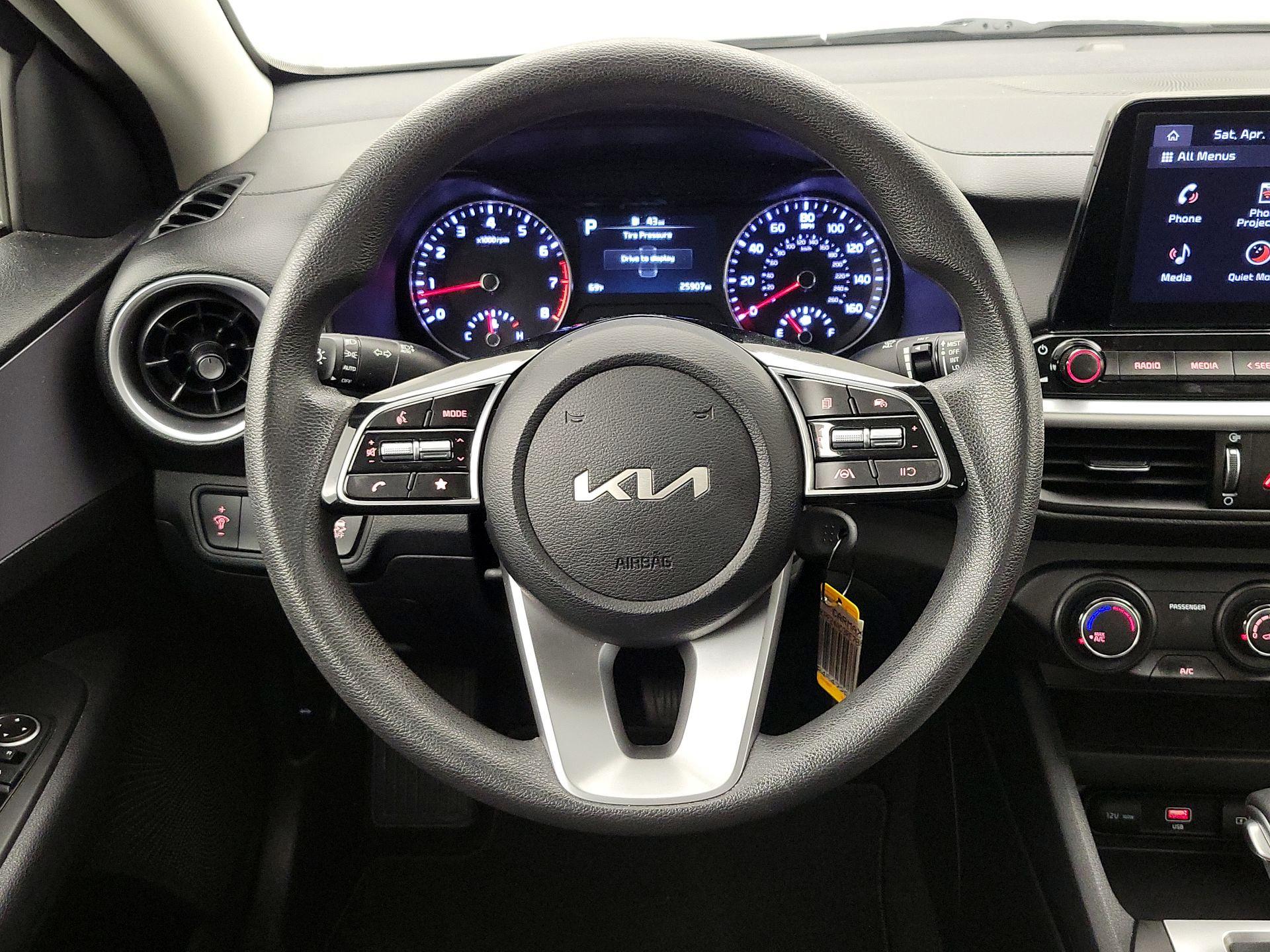 Thumbnail: 2024 Kia Forte - 10