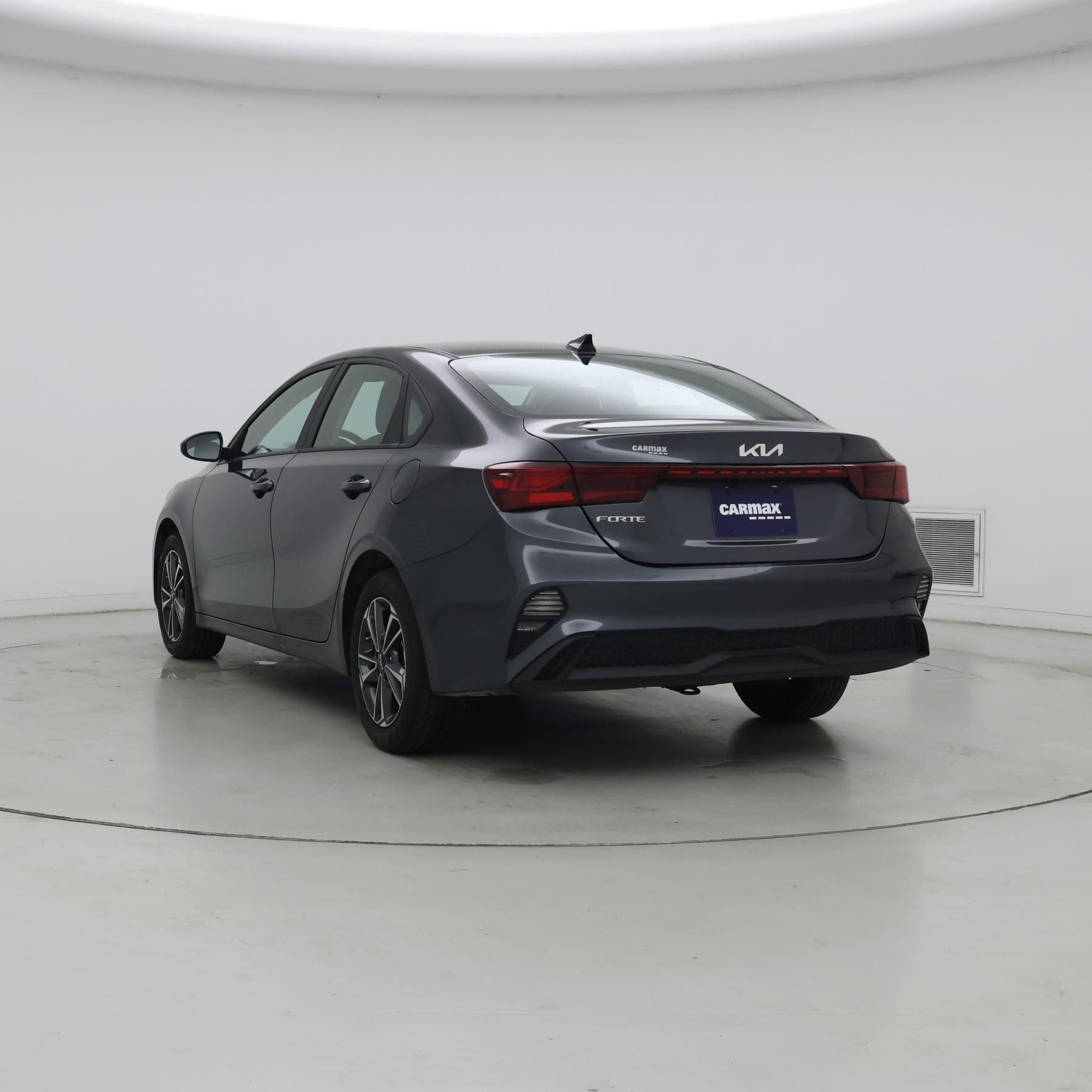 Thumbnail: 2024 Kia Forte - 2