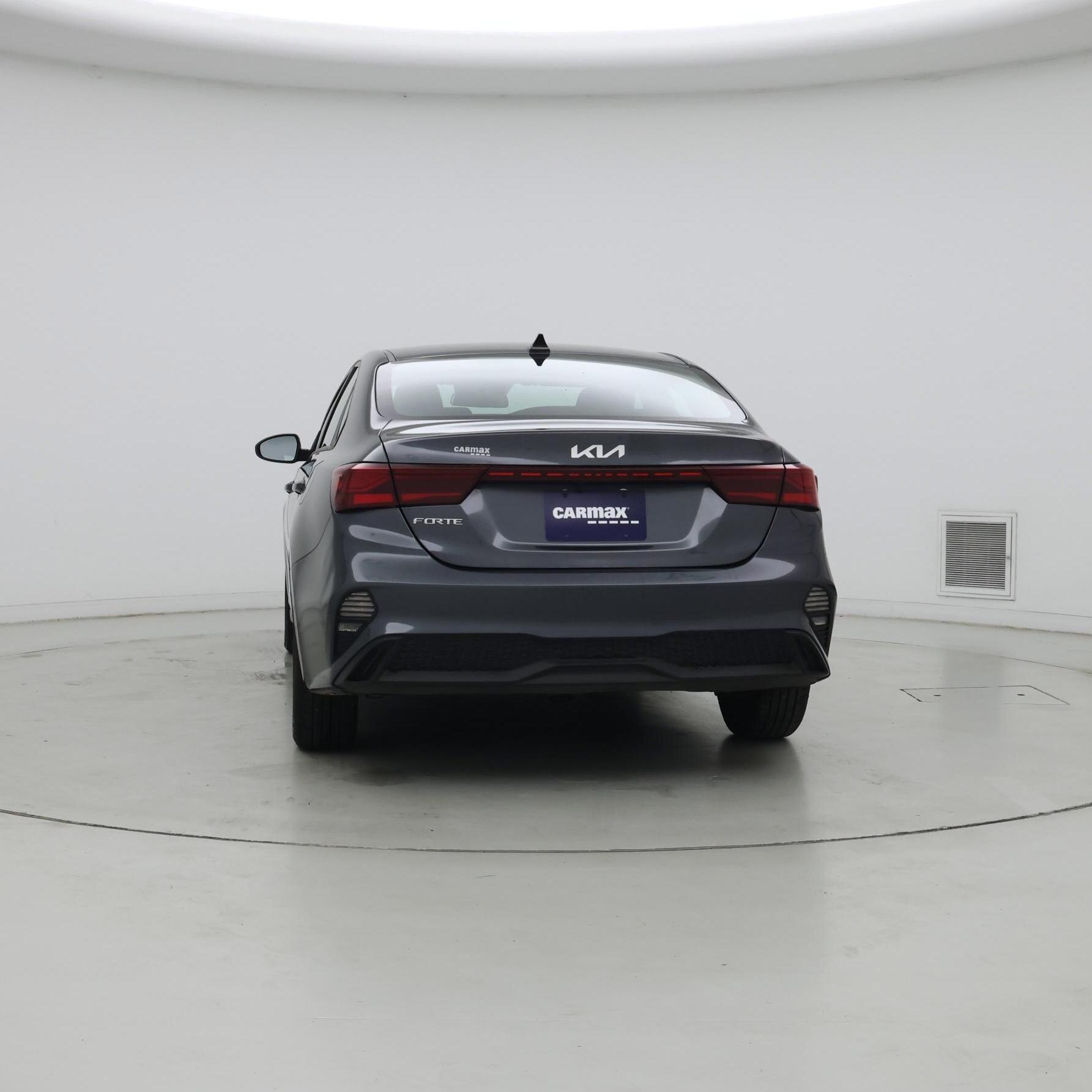 Thumbnail: 2024 Kia Forte - 6