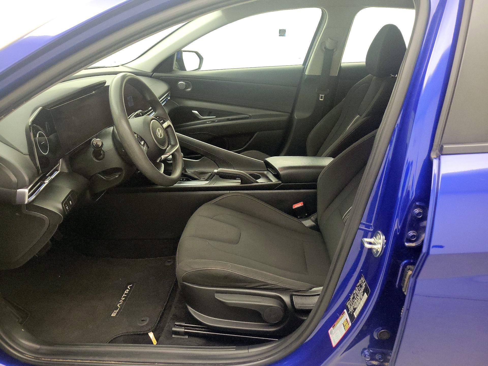 Thumbnail: 2024 Hyundai Elantra - 11