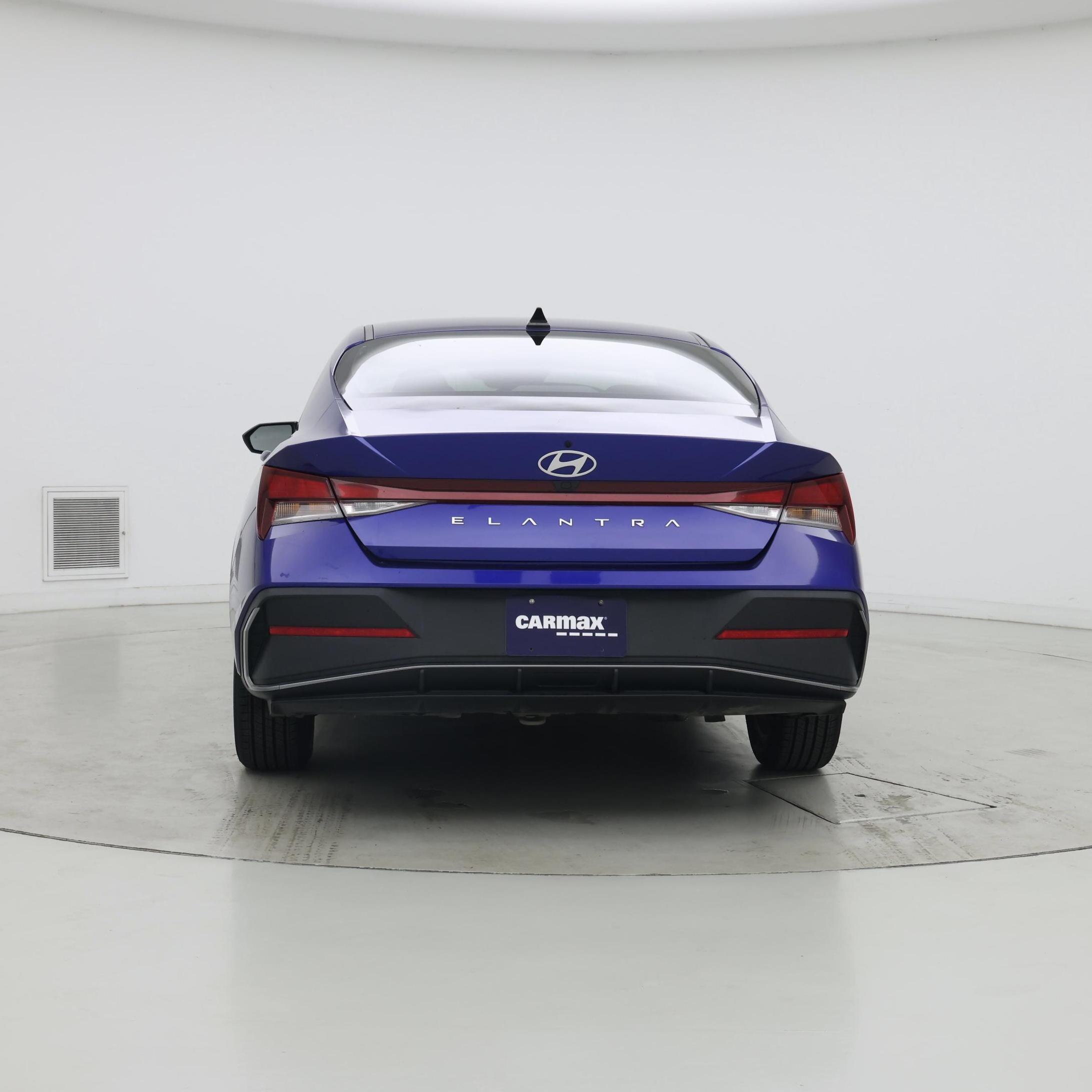 Thumbnail: 2024 Hyundai Elantra - 6