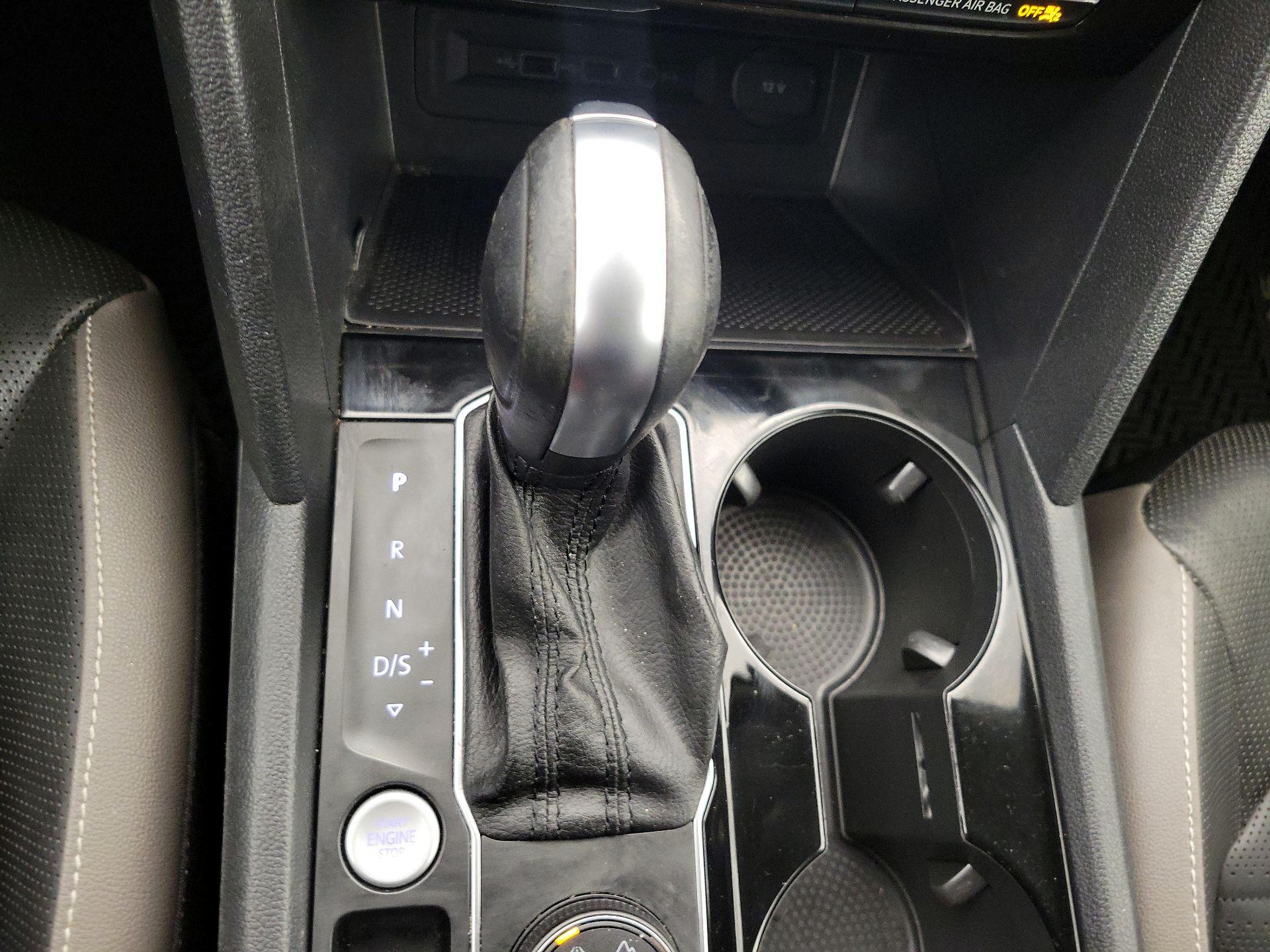 Thumbnail: 2021 Volkswagen Atlas - 18