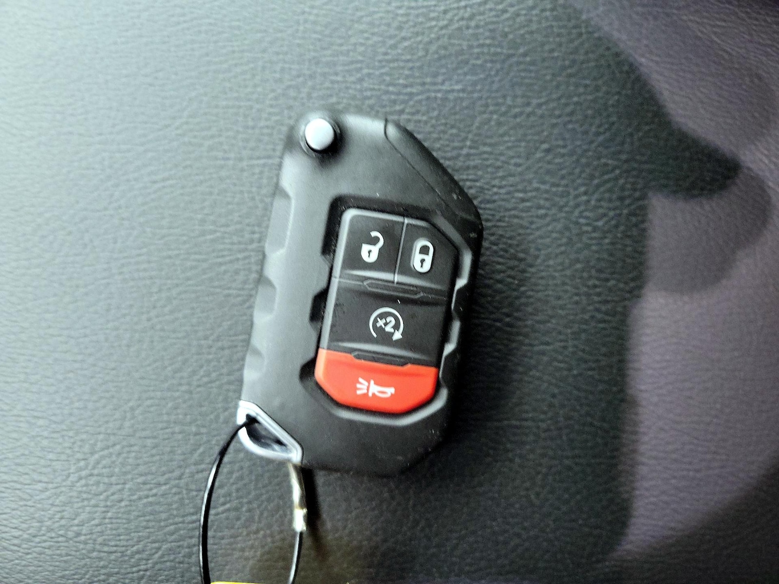 2025 Jeep Wrangler 4xe Sahara 4XE - Photo 24