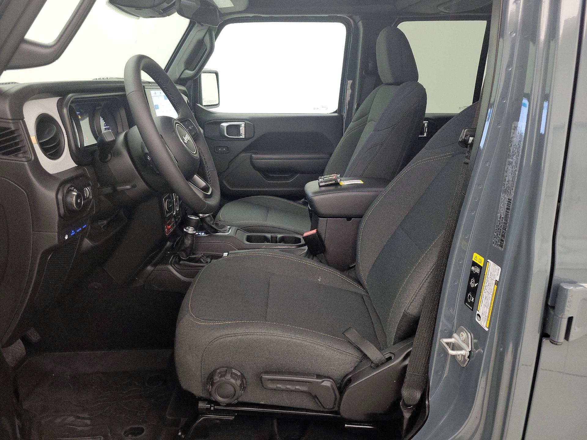 Thumbnail: 2025 Jeep Wrangler - 11