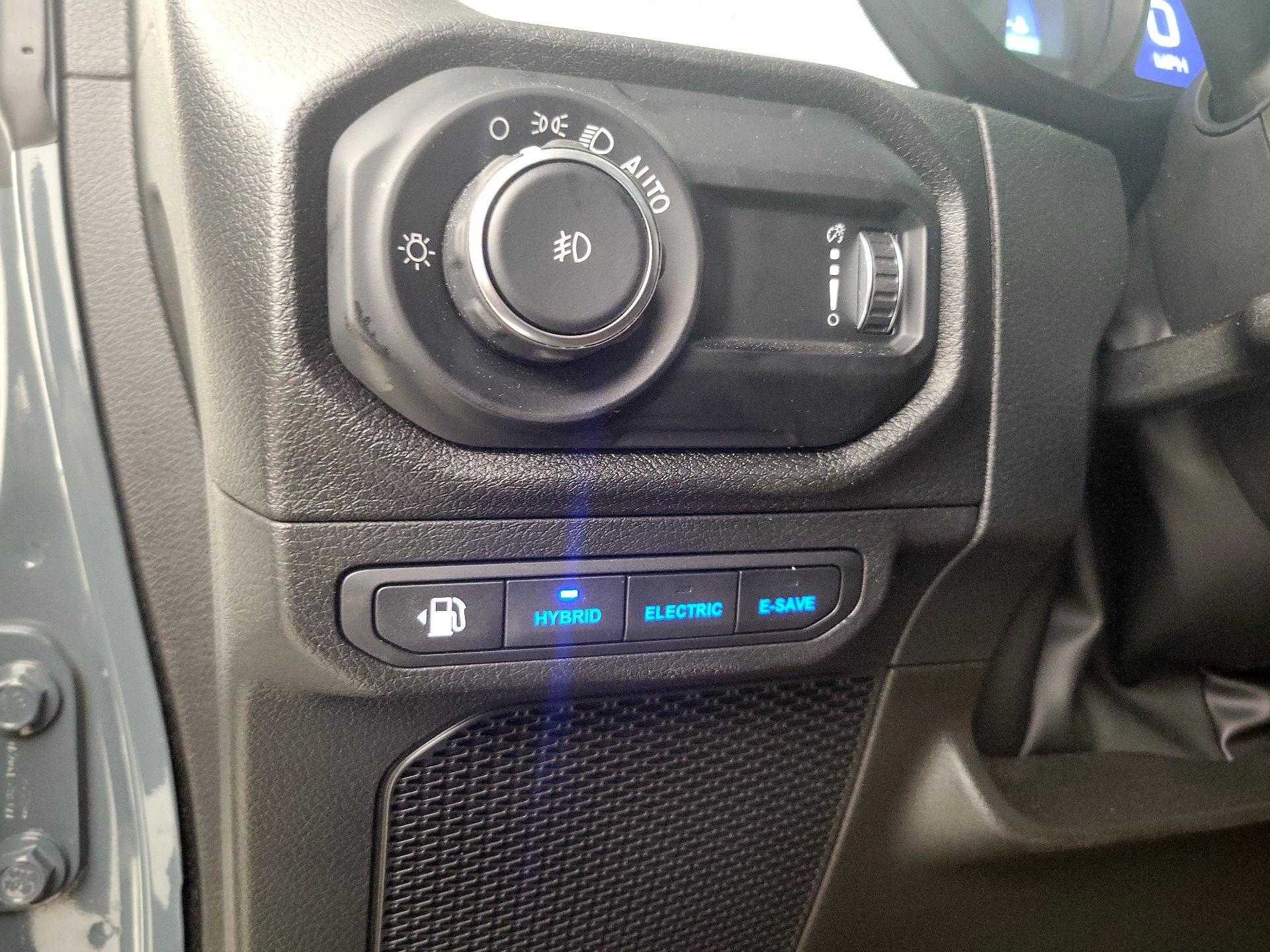 Thumbnail: 2025 Jeep Wrangler - 13