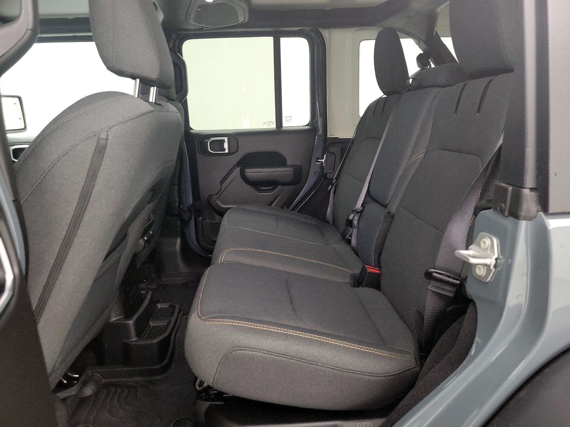 Thumbnail: 2025 Jeep Wrangler - 19