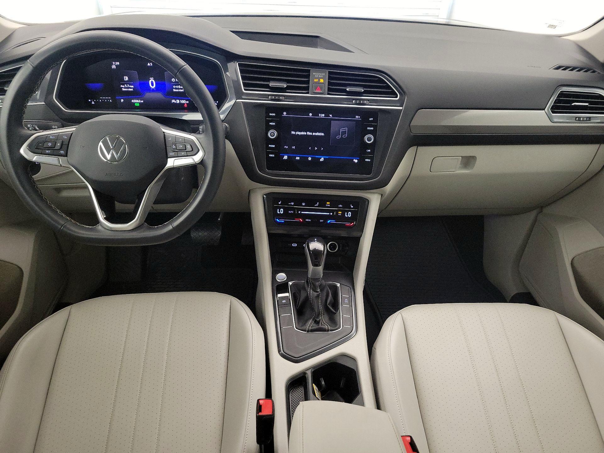 Thumbnail: 2023 Volkswagen Tiguan - 9