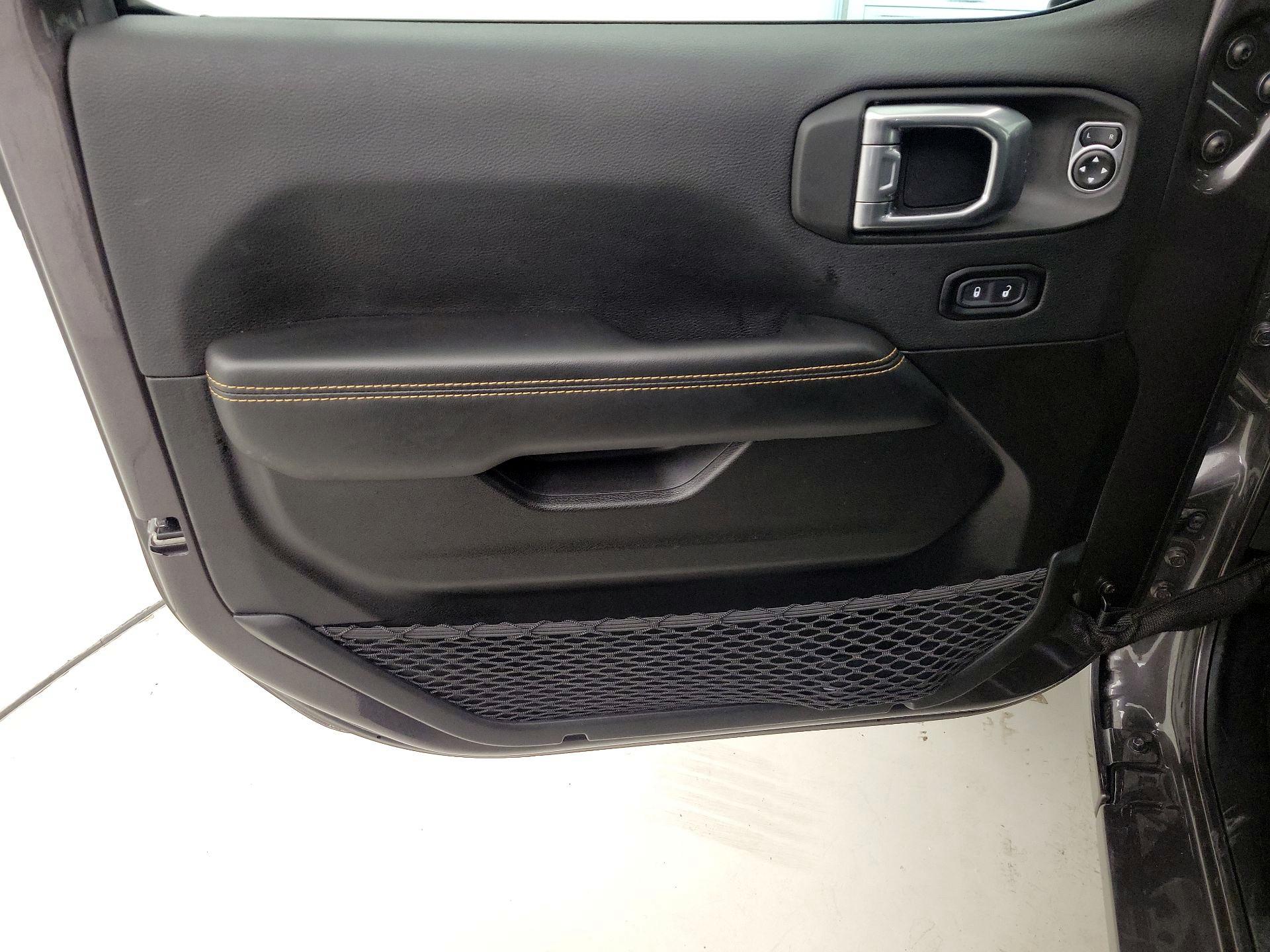 Thumbnail: 2025 Jeep Wrangler - 12