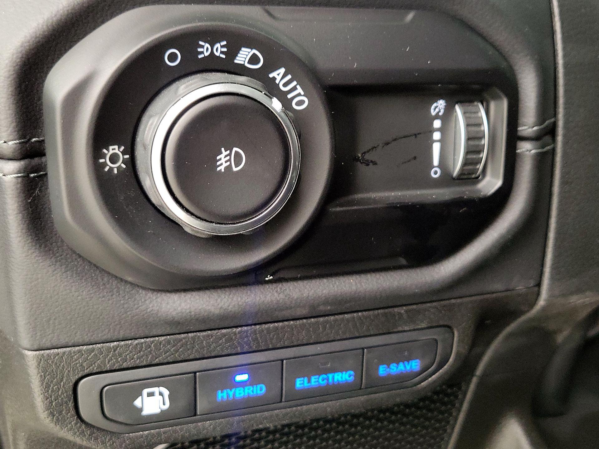 Thumbnail: 2025 Jeep Wrangler - 13