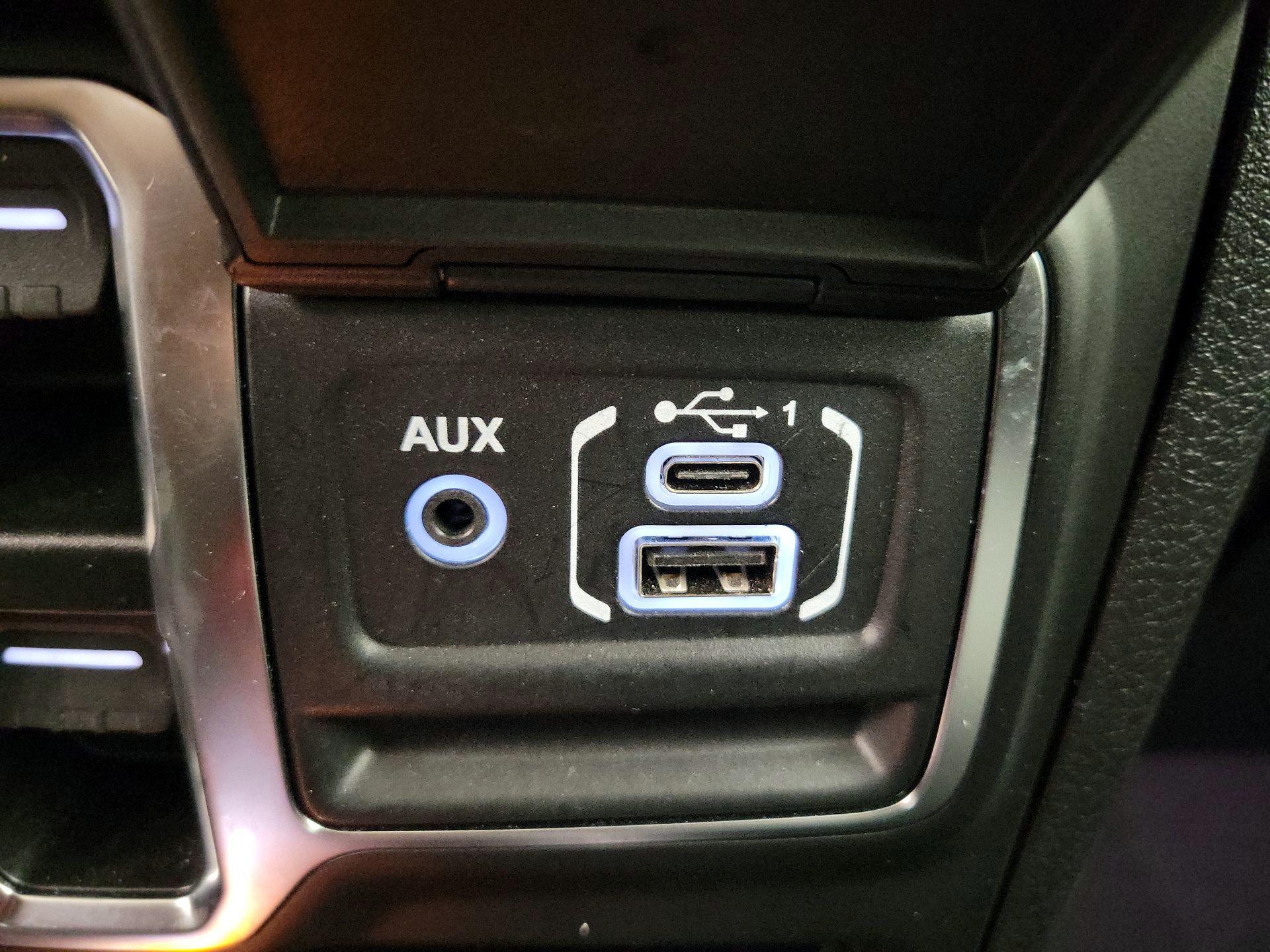 Thumbnail: 2025 Jeep Wrangler - 18