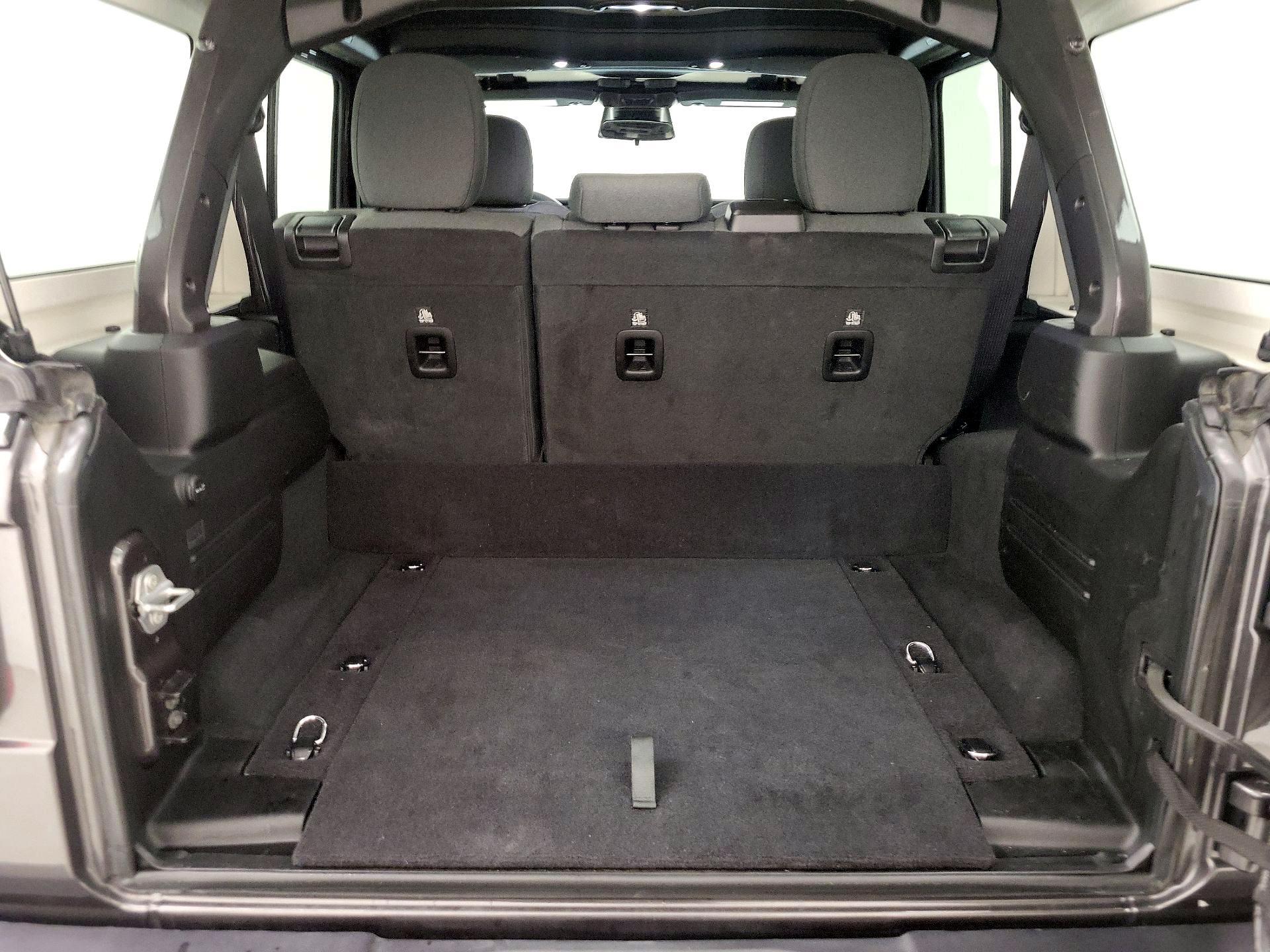 Thumbnail: 2025 Jeep Wrangler - 20