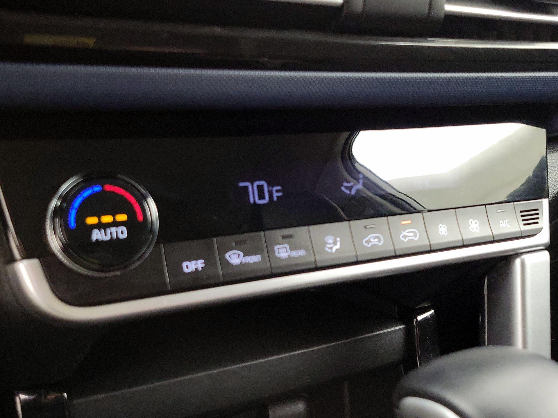 Thumbnail: 2023 Kia Seltos - 16